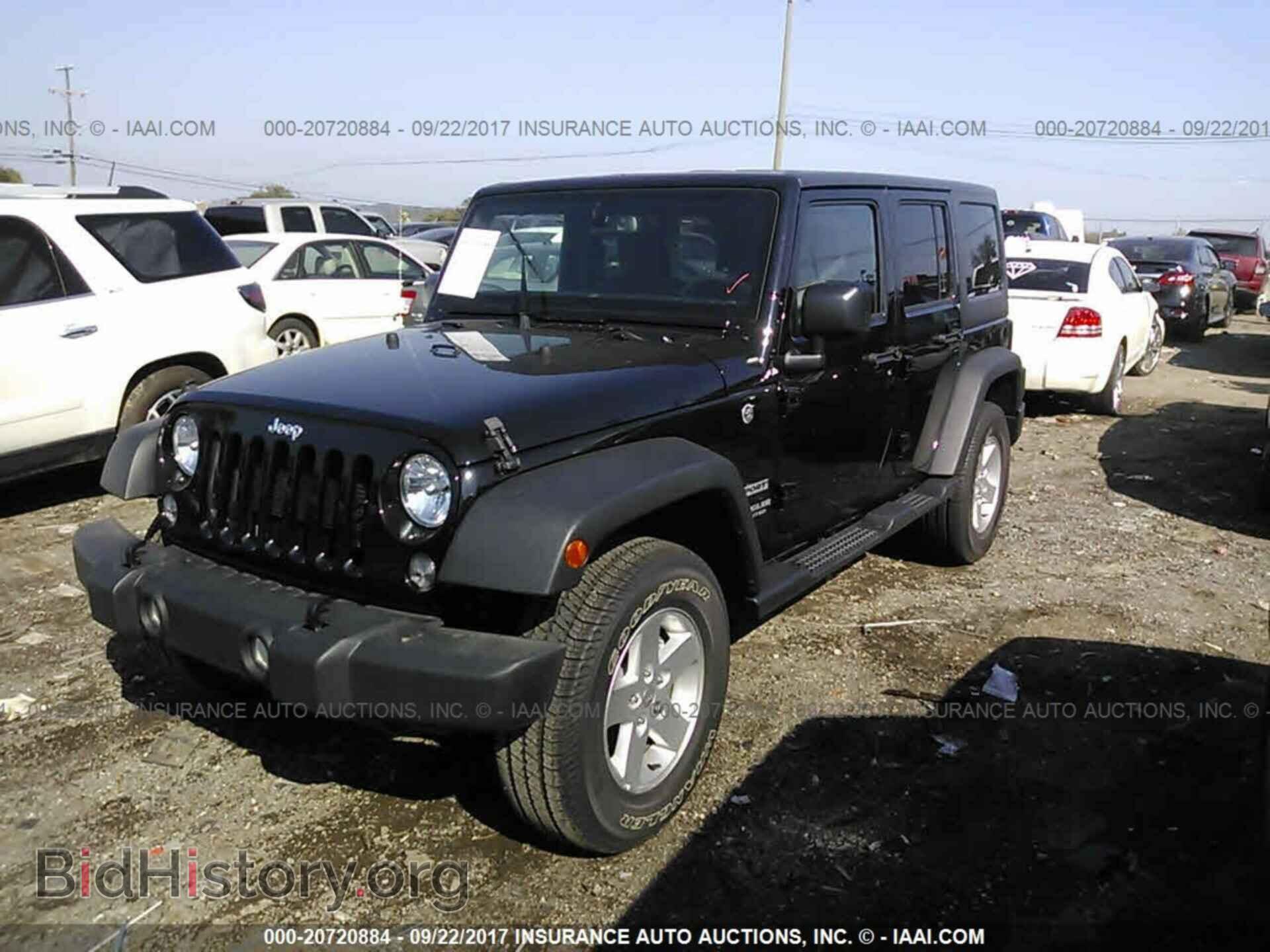 2017 Jeep Wrangler - VIN: 1C4BJWDG3HL515388 - Фото 2