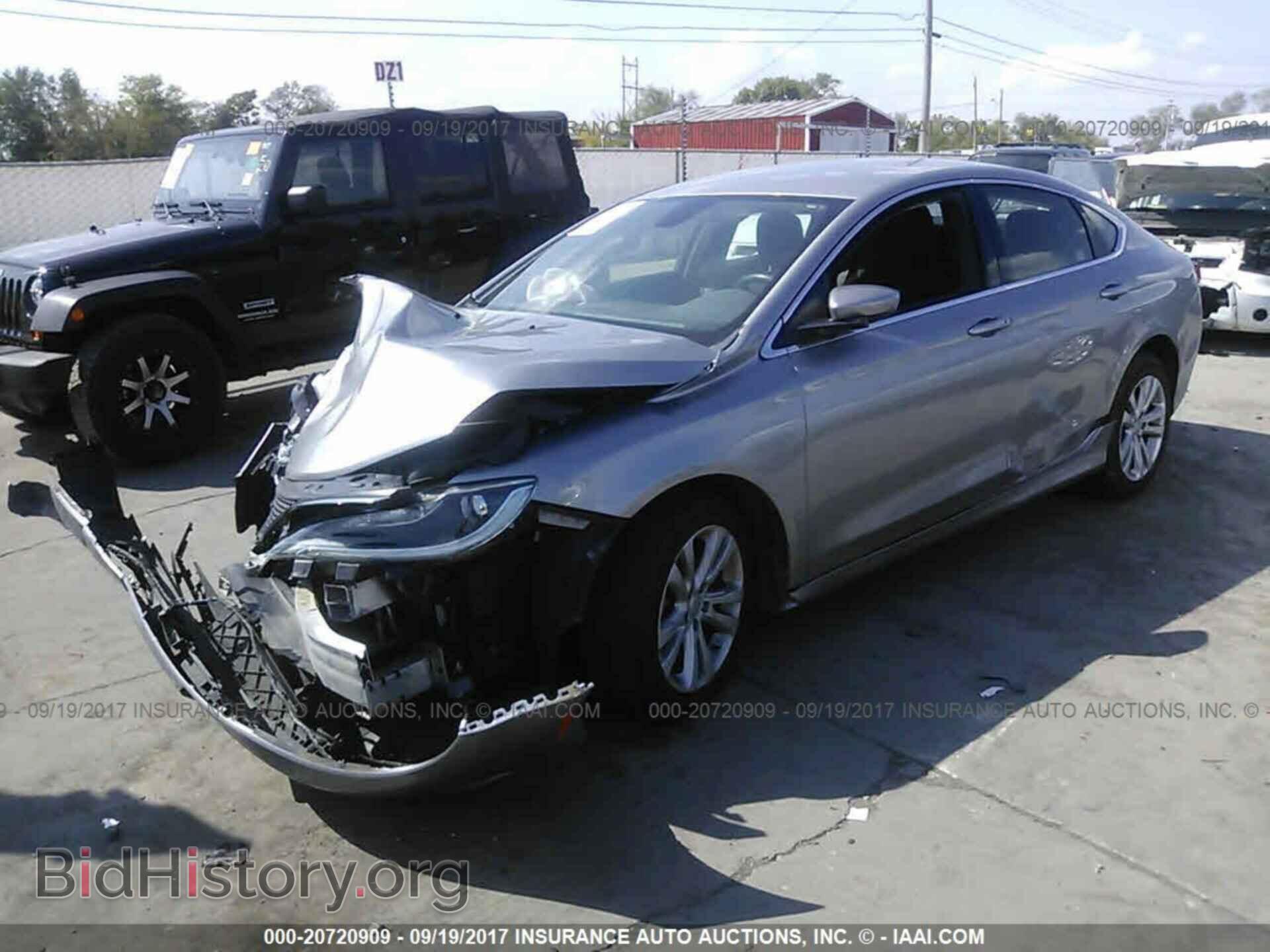 2015 Chrysler 200 - VIN: 1C3CCCAB6FN745535 - Фото 2