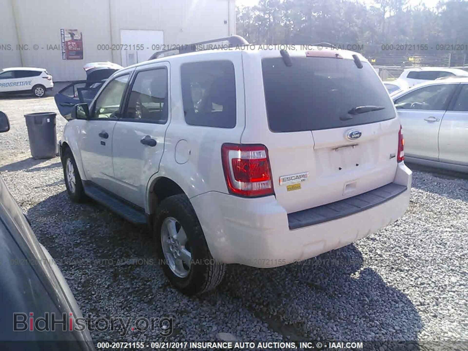 2012 Ford Escape - VIN: 1FMCU0DG2CKB75492 - Photo 3