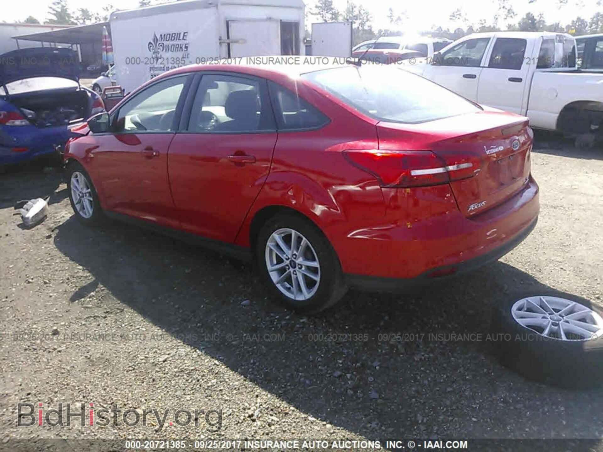 2015 Ford Focus - VIN: 1FADP3F2XFL203630 - Фото 3