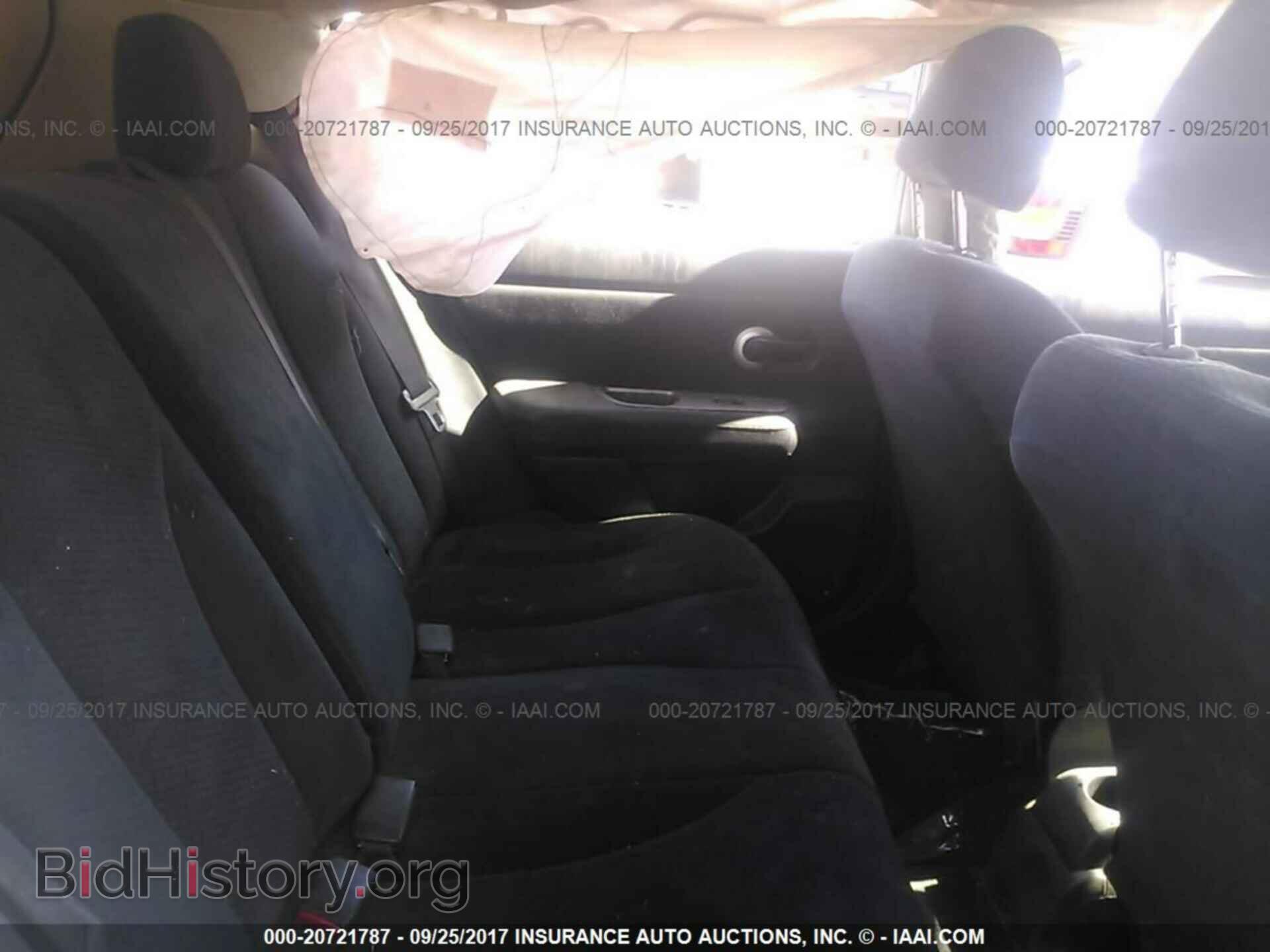 2011 Nissan Versa - VIN: 3N1BC1CP2BL360832 - Фото 8