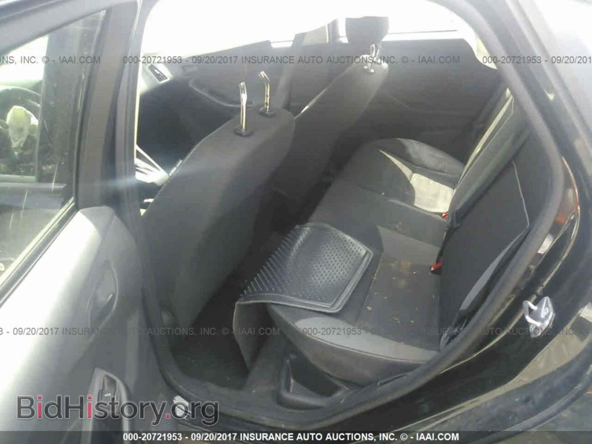 2012 Ford Focus - VIN: 1FAHP3F27CL163343 - Photo 8