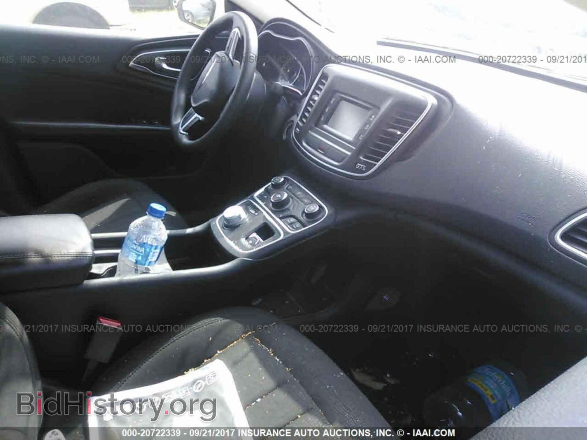 2015 Chrysler 200 - VIN: 1C3CCCAB6FN575452 - Photo 5