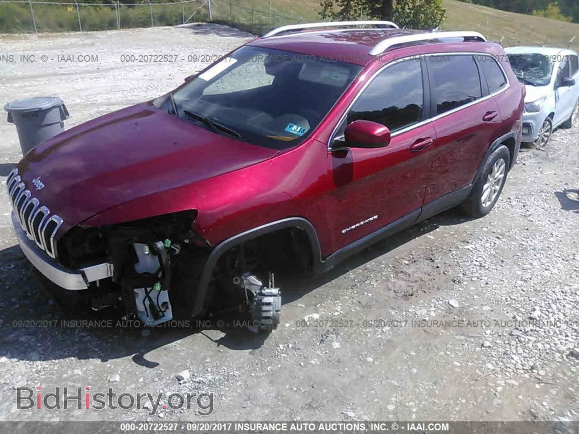 2015 Jeep Cherokee - VIN: 1C4PJMCBXFW626161 - Фото 2