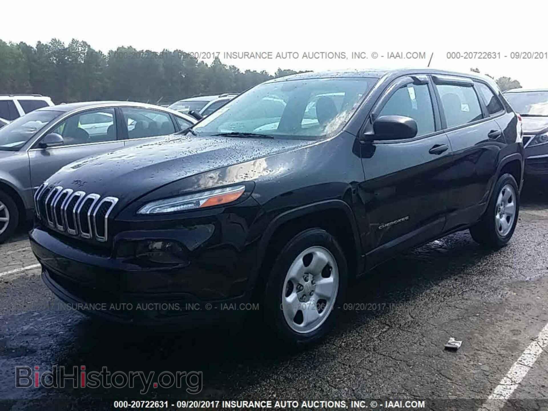 2014 Jeep Cherokee - VIN: 1C4PJLAB4EW127013 - Photo 2