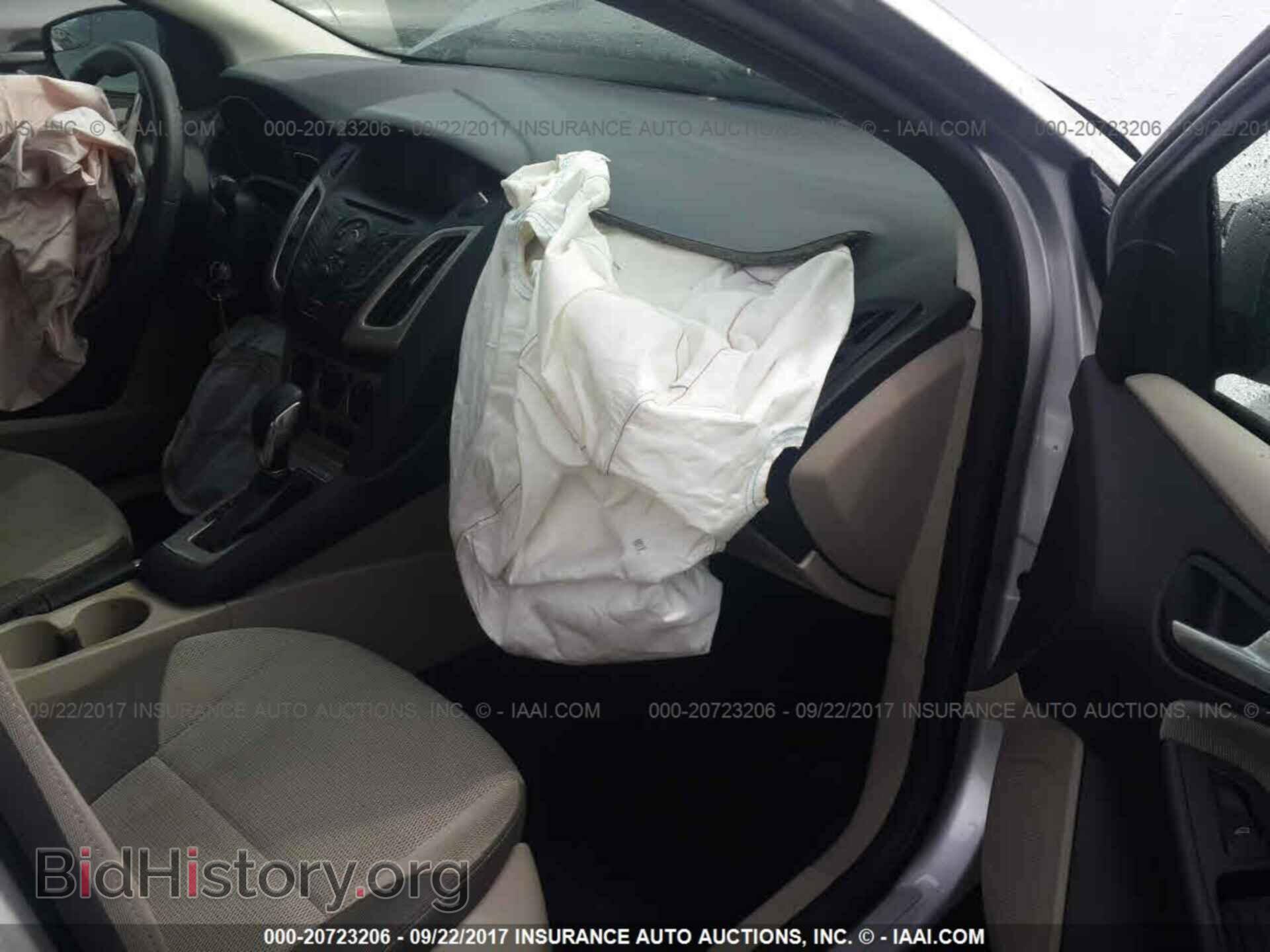 2014 Ford Focus - VIN: 1FADP3F23EL228027 - Photo 5