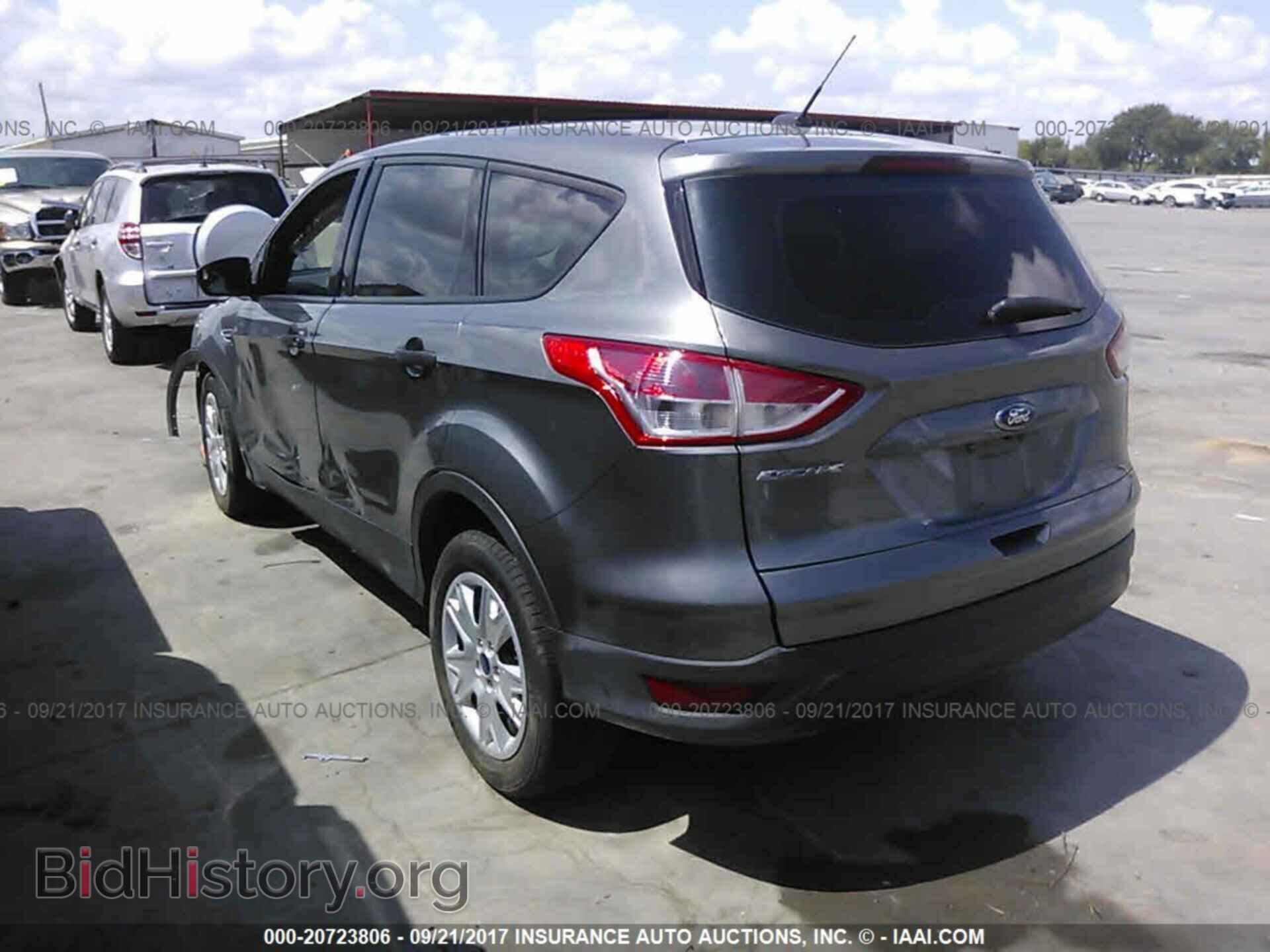 2014 Ford Escape - VIN: 1FMCU0F74EUE11824 - Photo 3