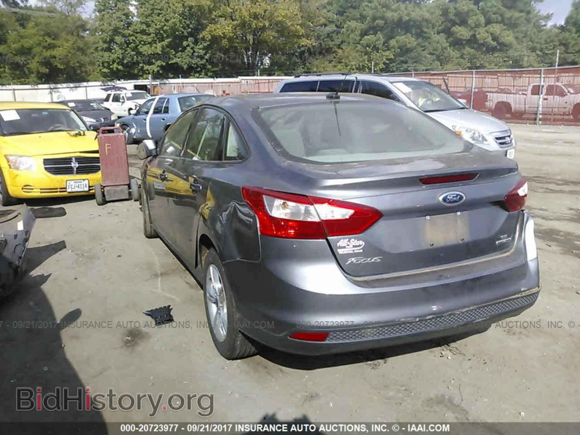 2013 Ford Focus - VIN: 1FADP3F28DL183679 - Фото 3