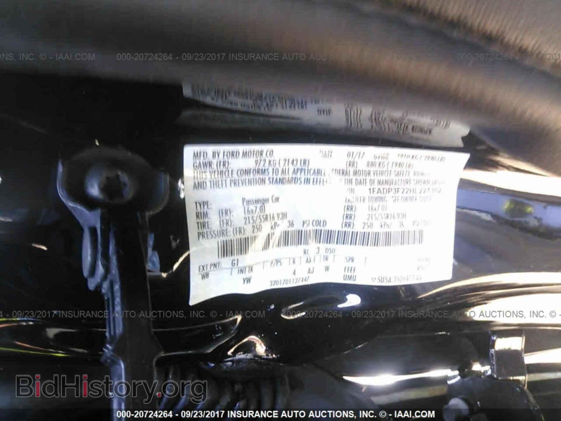 2017 Ford Focus - VIN: 1FADP3F22HL221302 - Photo 9