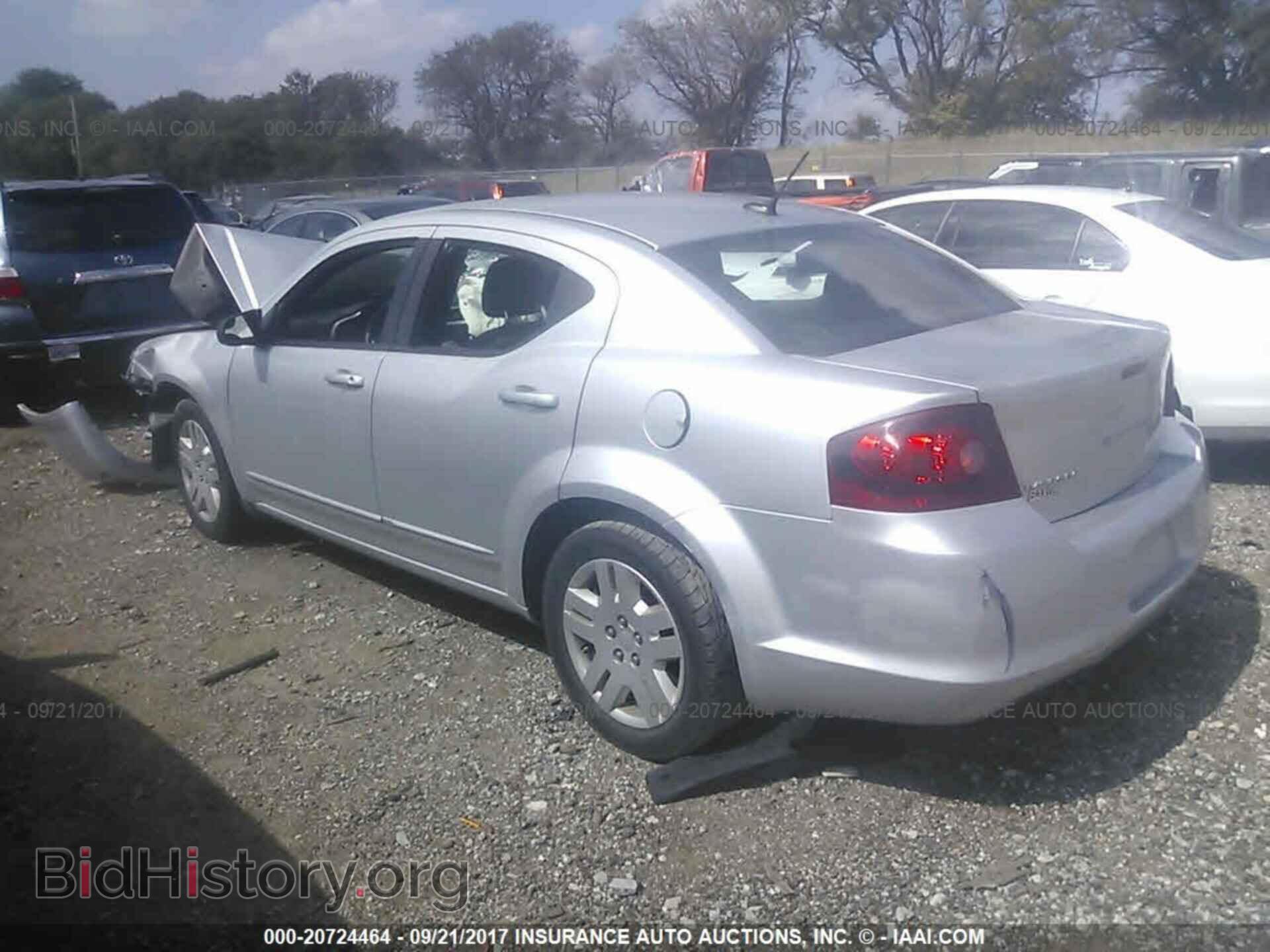 2011 Dodge Avenger - VIN: 1B3BD4FB1BN520969 - Photo 3