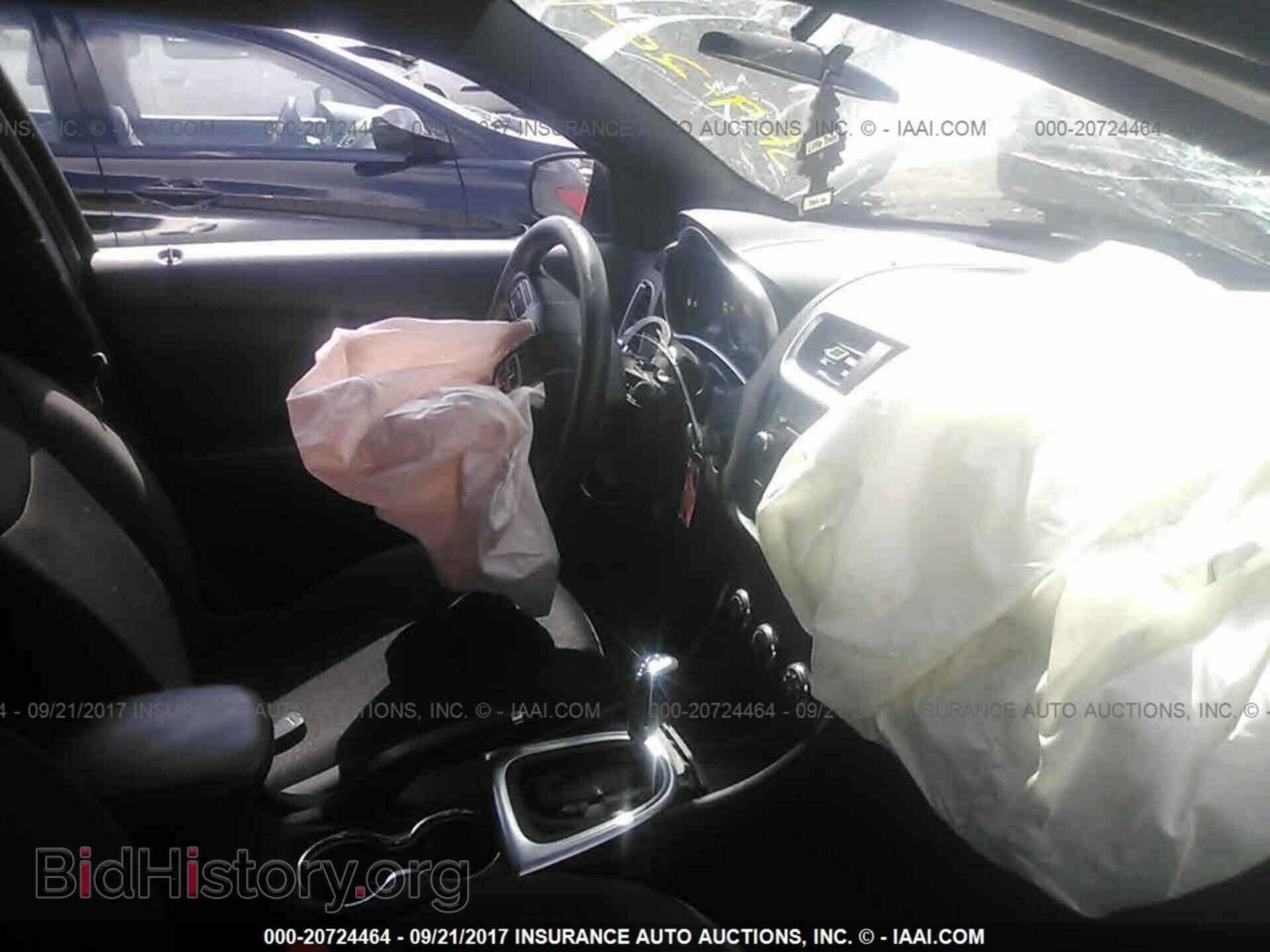 2011 Dodge Avenger - VIN: 1B3BD4FB1BN520969 - Photo 5