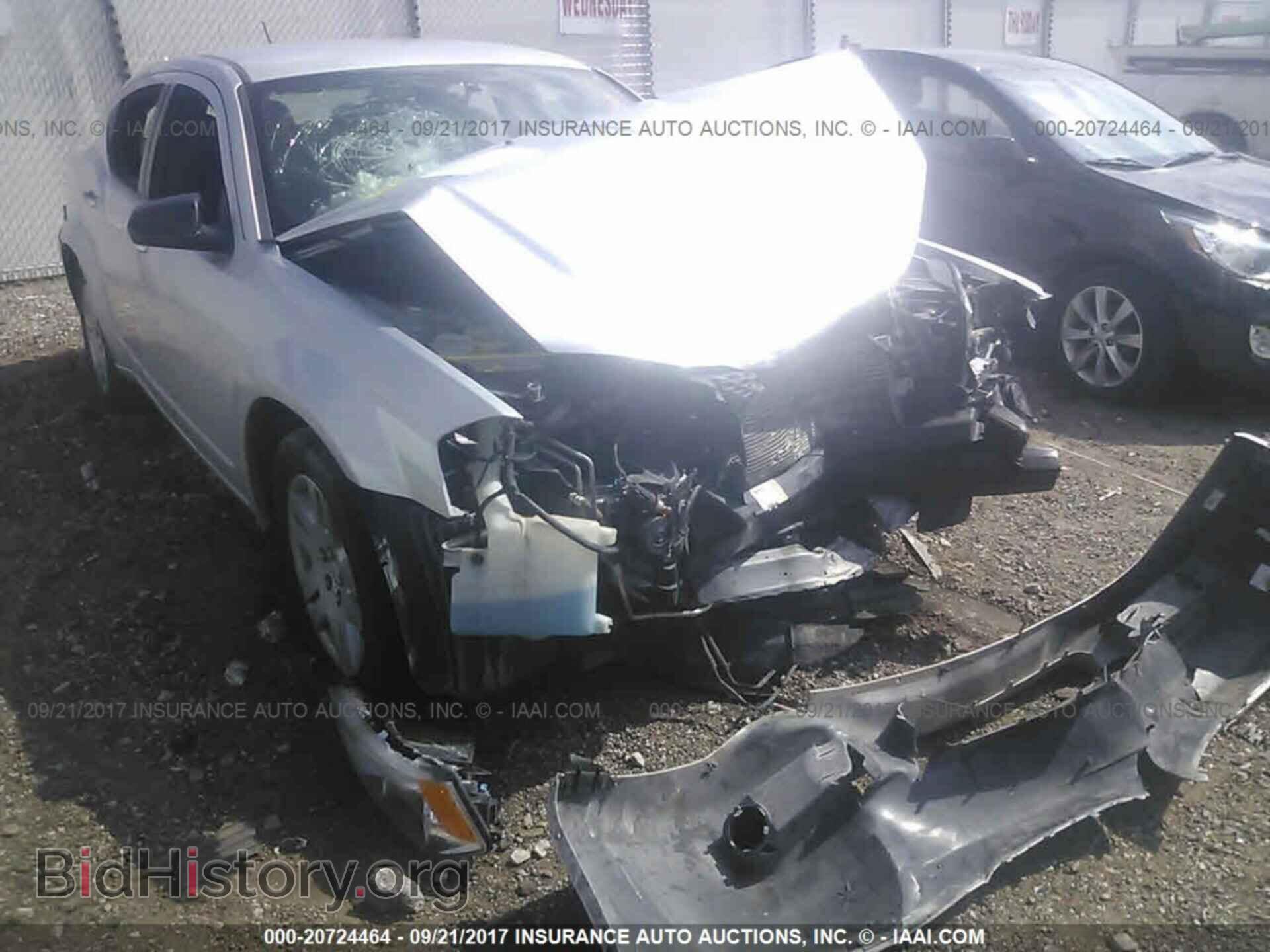 2011 Dodge Avenger - VIN: 1B3BD4FB1BN520969 - Photo 6