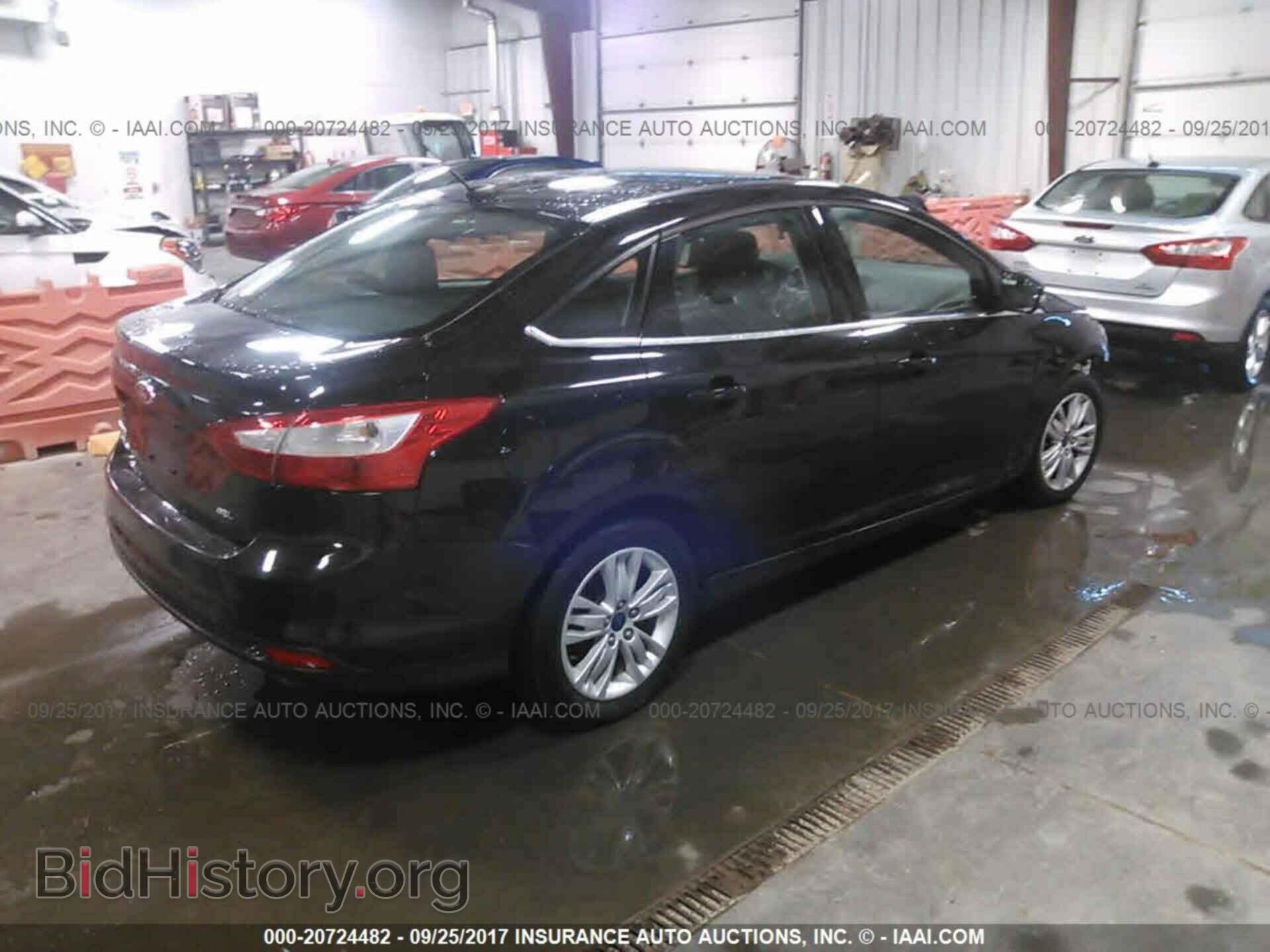 2012 Ford Focus - VIN: 1FAHP3H24CL357714 - Photo 4