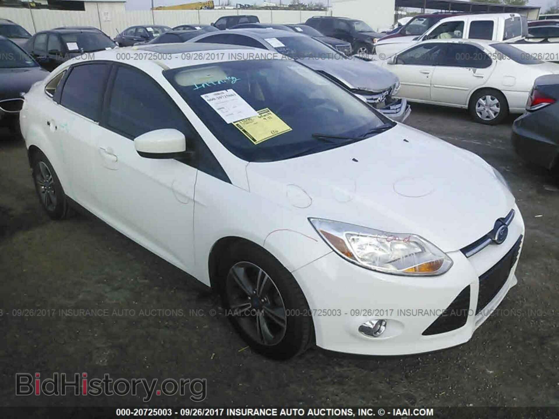 Photo 1FAHP3F23CL260717 - Ford Focus 2012