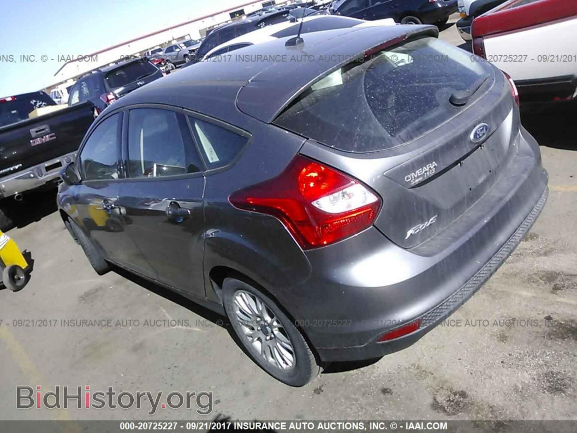 2012 Ford Focus - VIN: 1FAHP3K21CL333573 - Photo 3