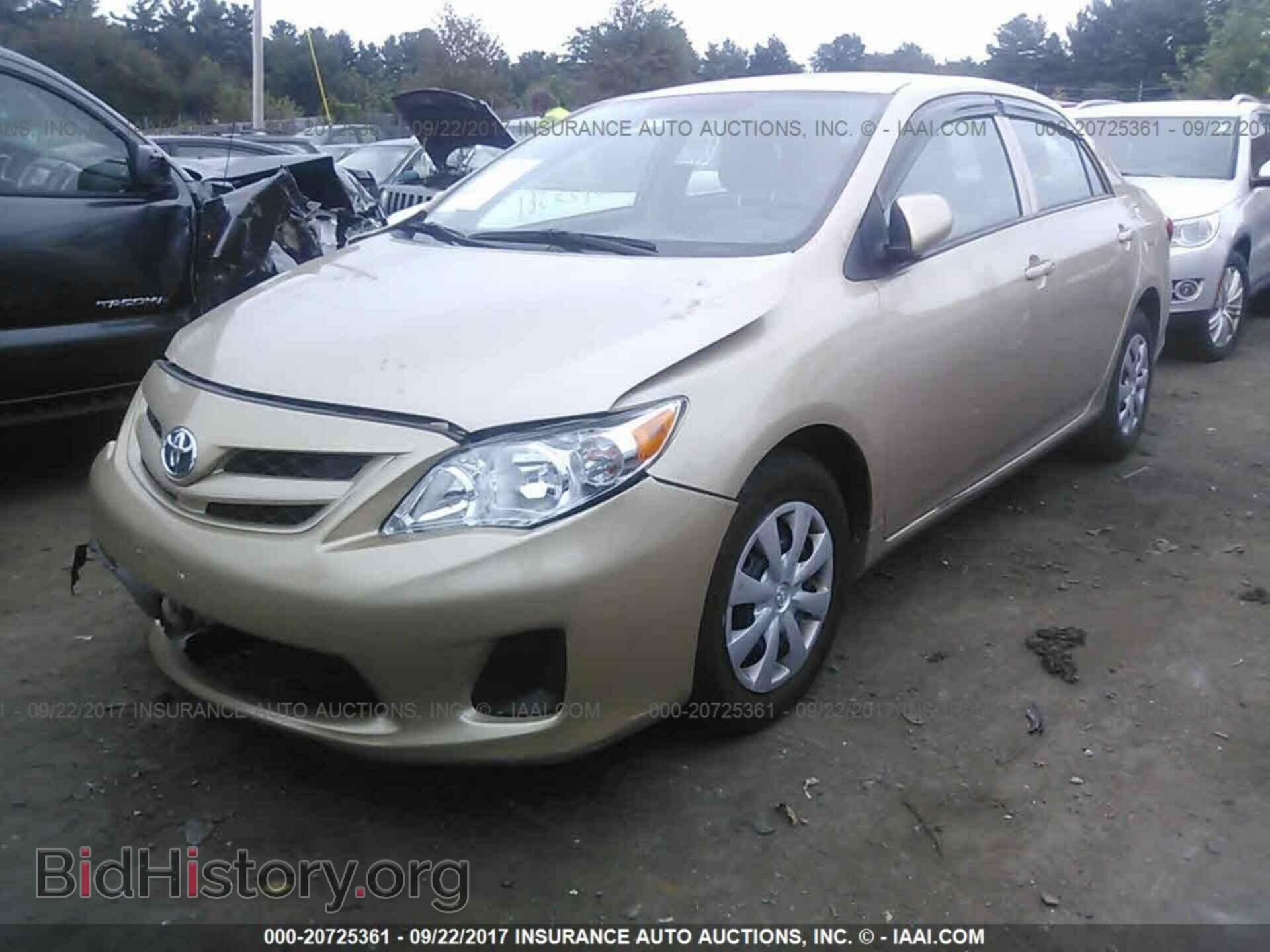 2013 Toyota Corolla - VIN: 2T1BU4EE2DC951739 - Фото 2