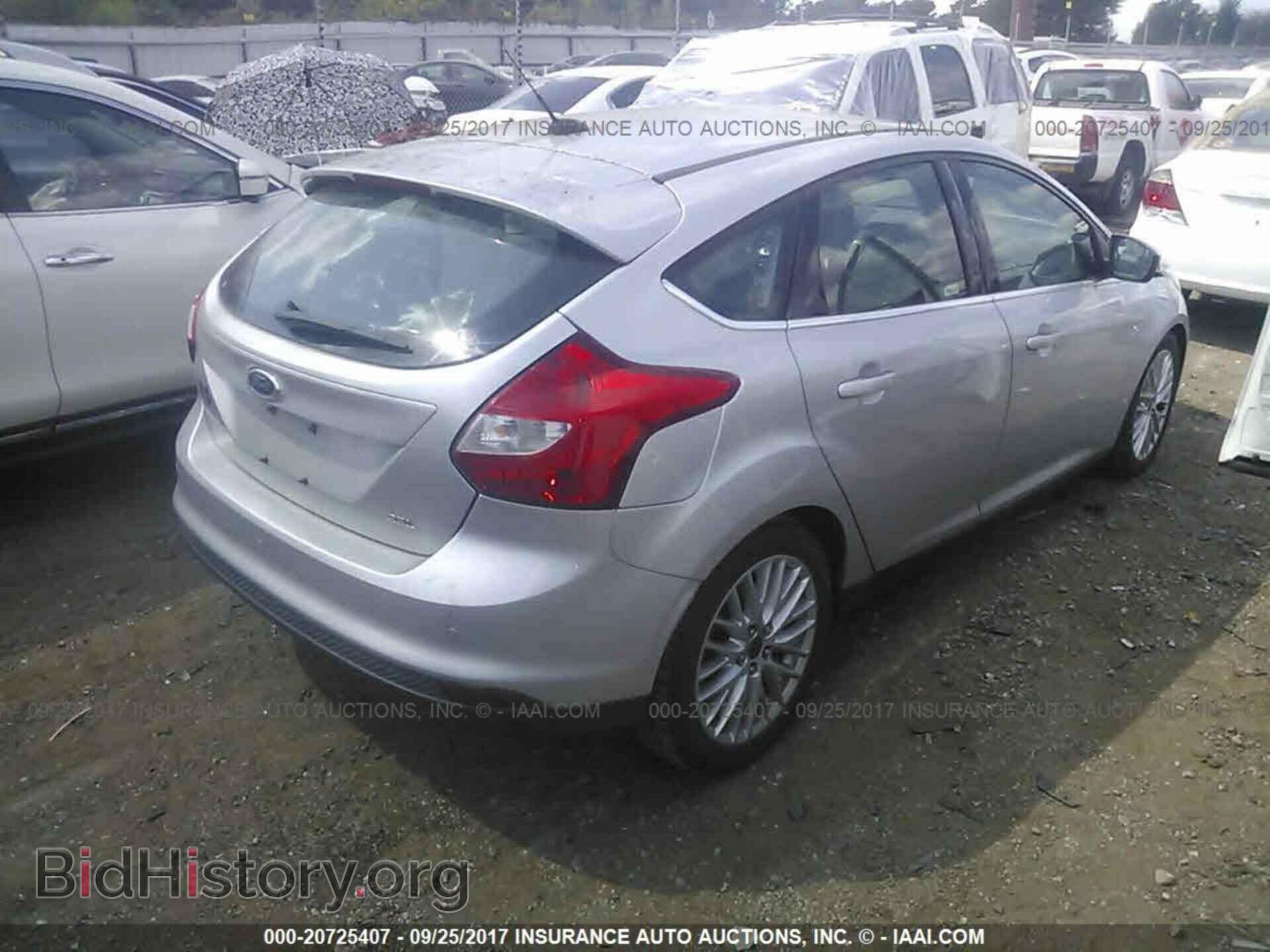 2012 Ford Focus - VIN: 1FAHP3M26CL324994 - Photo 4