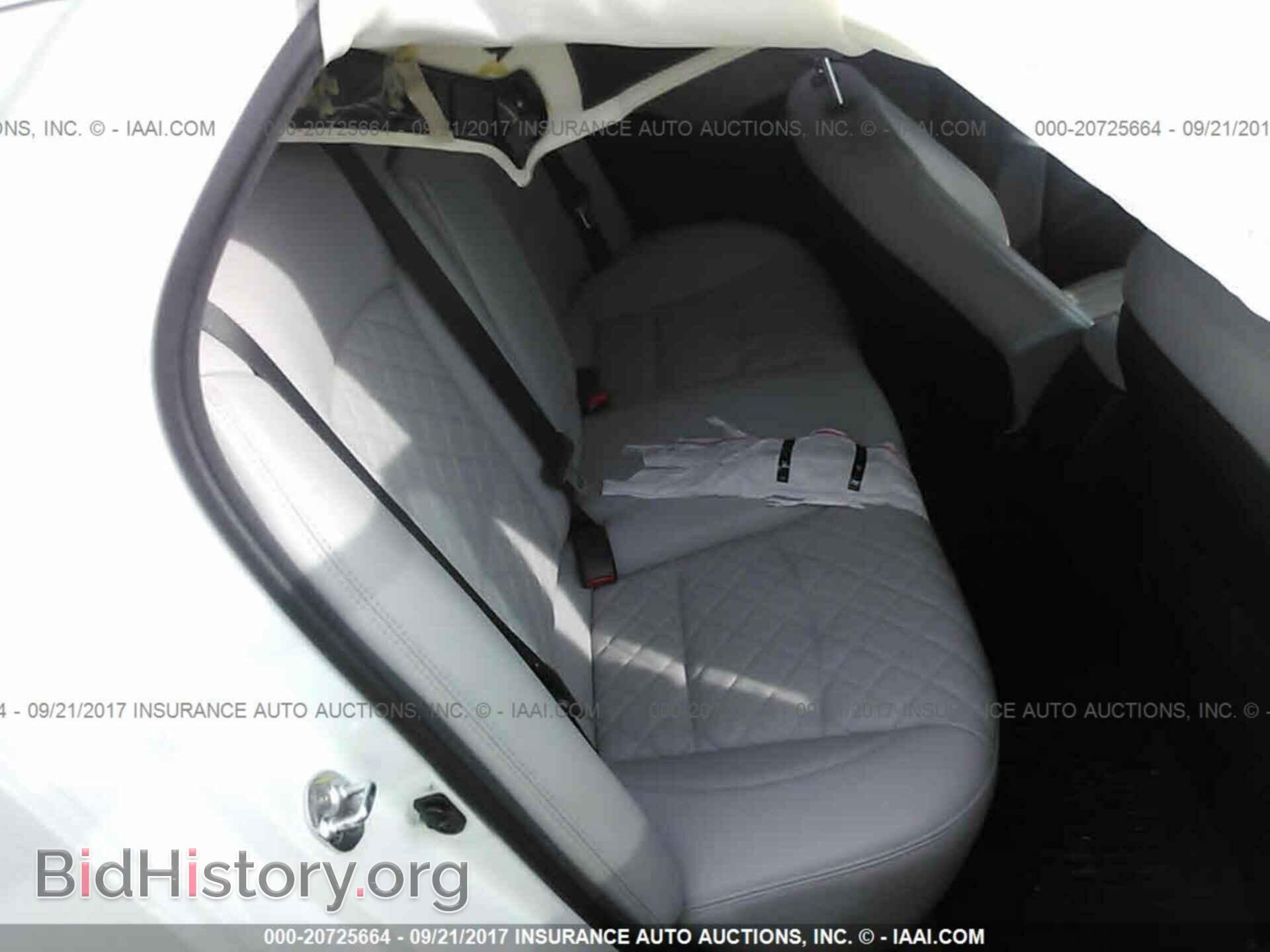 2015 Kia Optima - VIN: 5XXGR4A68FG475496 - Photo 8