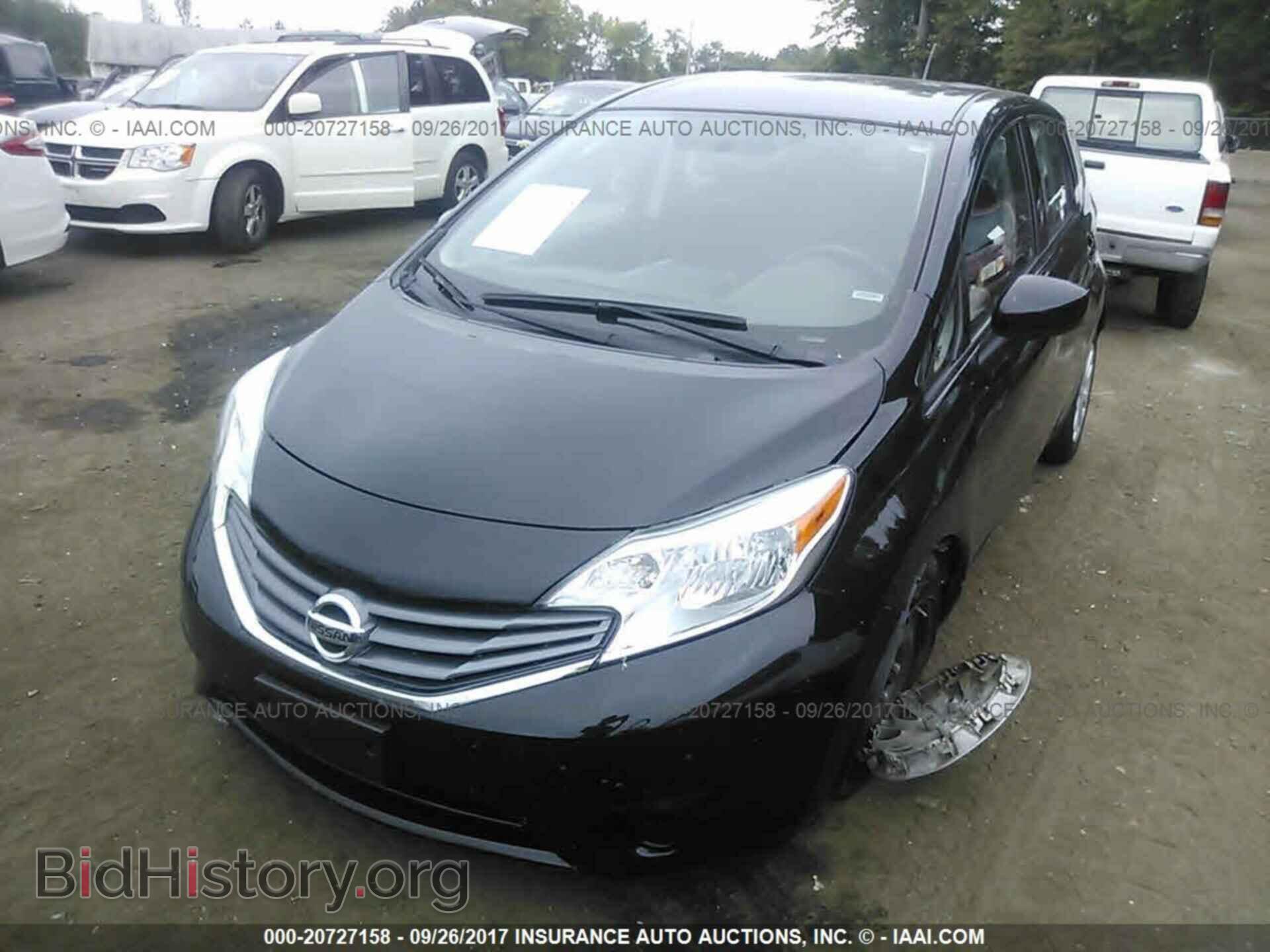 2016 Nissan Versa note - VIN: 3N1CE2CP1GL360882 - Фото 2