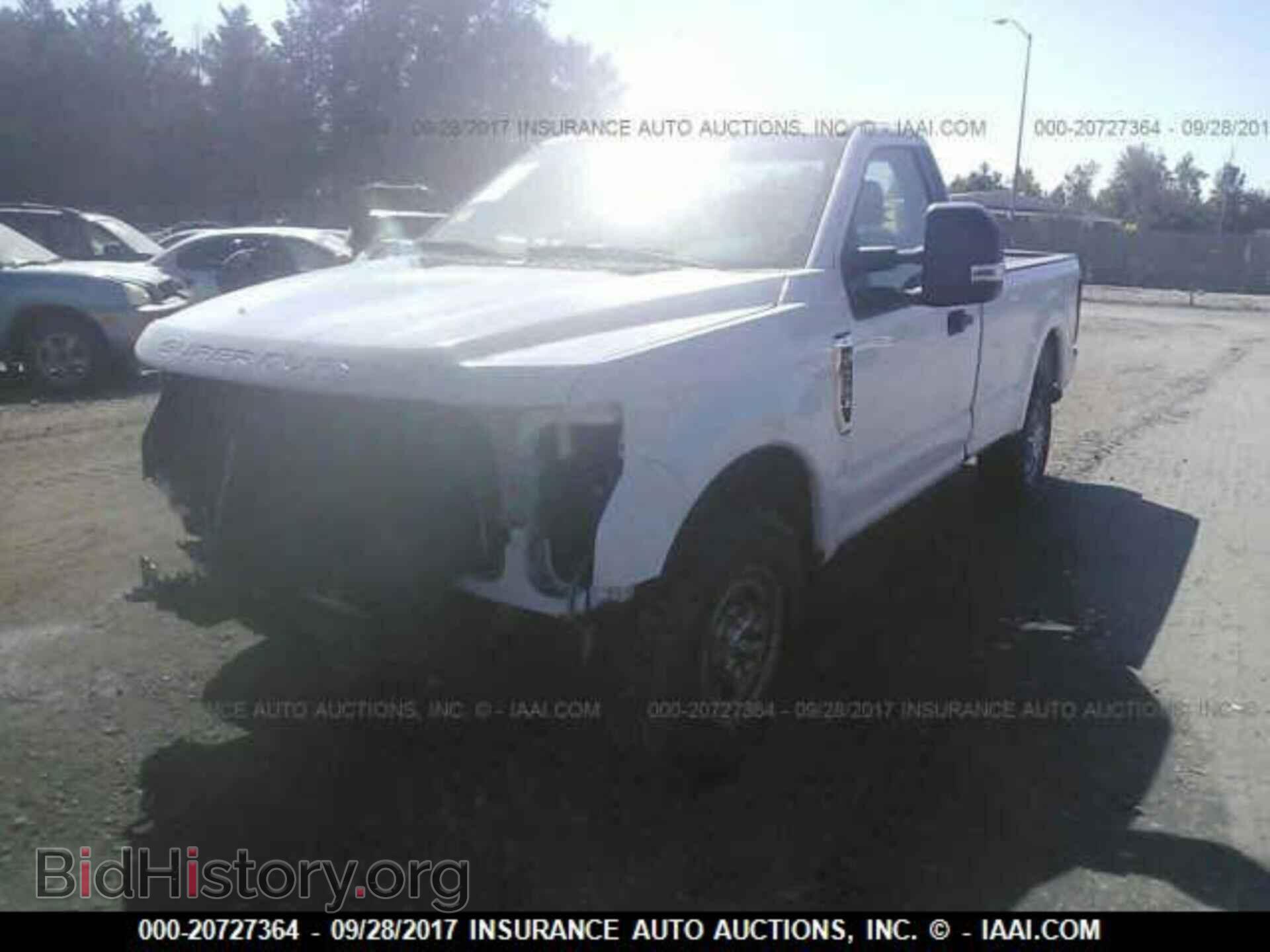 2017 Ford F250 - VIN: 1FTBF2A68HEC81632 - Фото 2