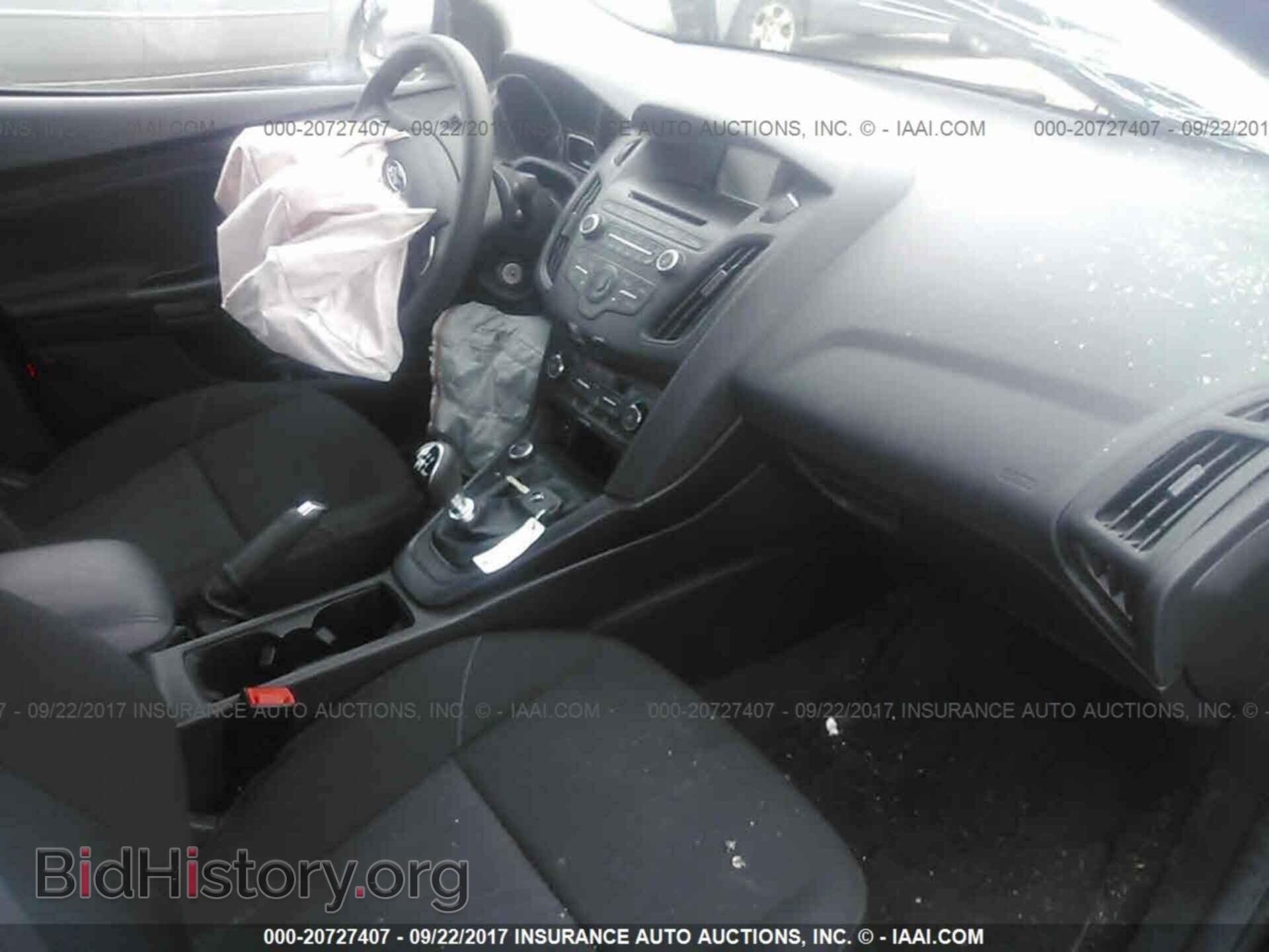 2017 Ford Focus - VIN: 1FADP3FE5HL207534 - Photo 5