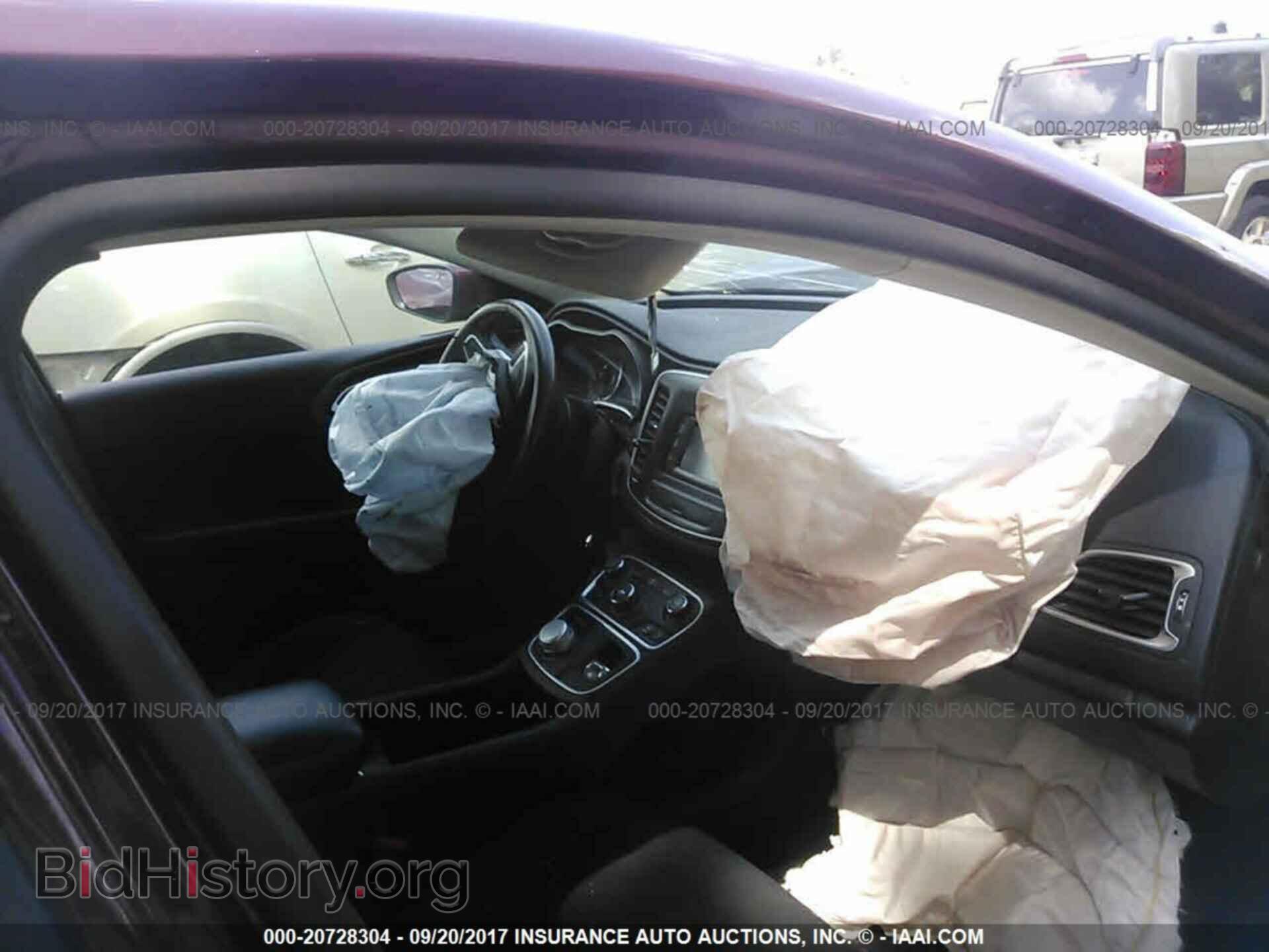 2015 Chrysler 200 - VIN: 1C3CCCAB7FN602402 - Фото 5