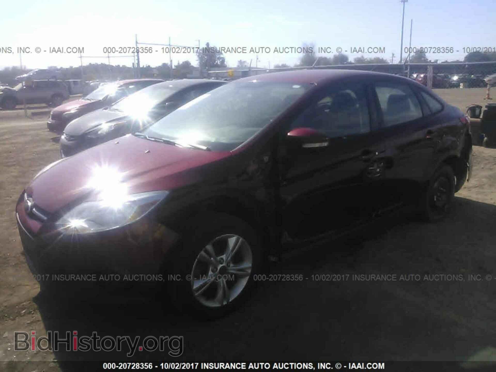 2013 Ford Focus - VIN: 1FADP3F22DL203957 - Фото 2