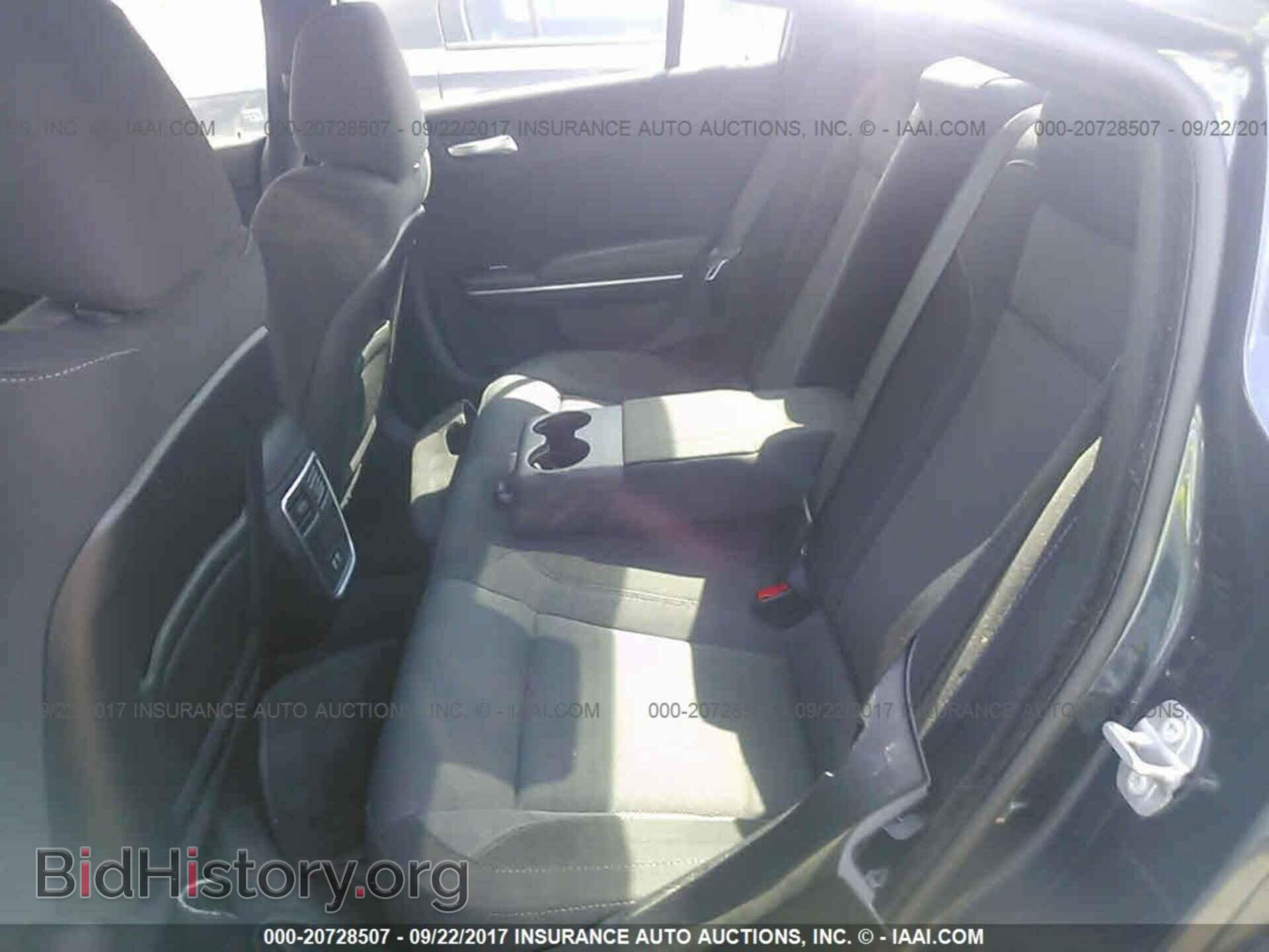 2016 Dodge Charger - VIN: 2C3CDXHG2GH323553 - Фото 8