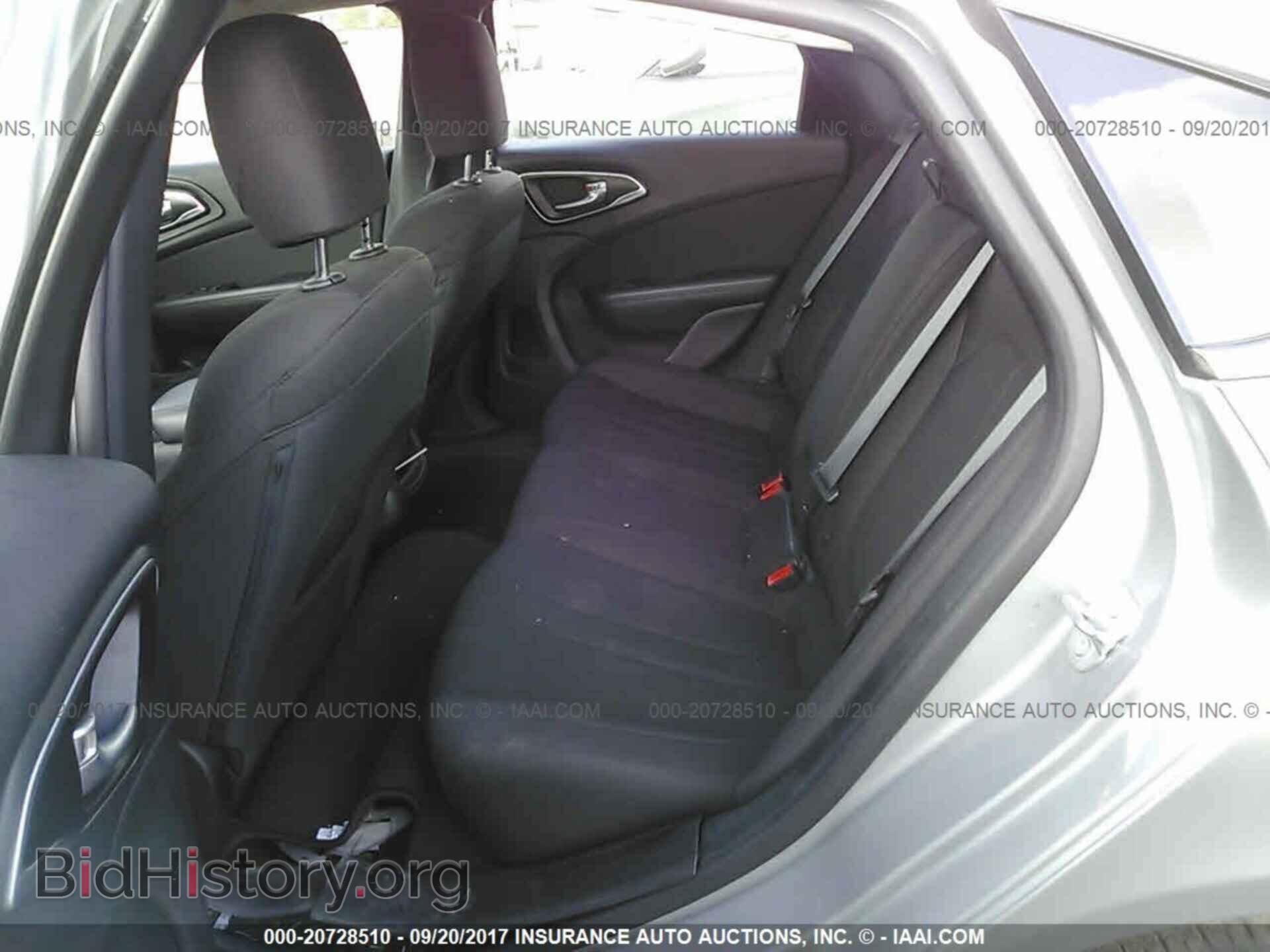 2016 Chrysler 200 - VIN: 1C3CCCABXGN153220 - Photo 8