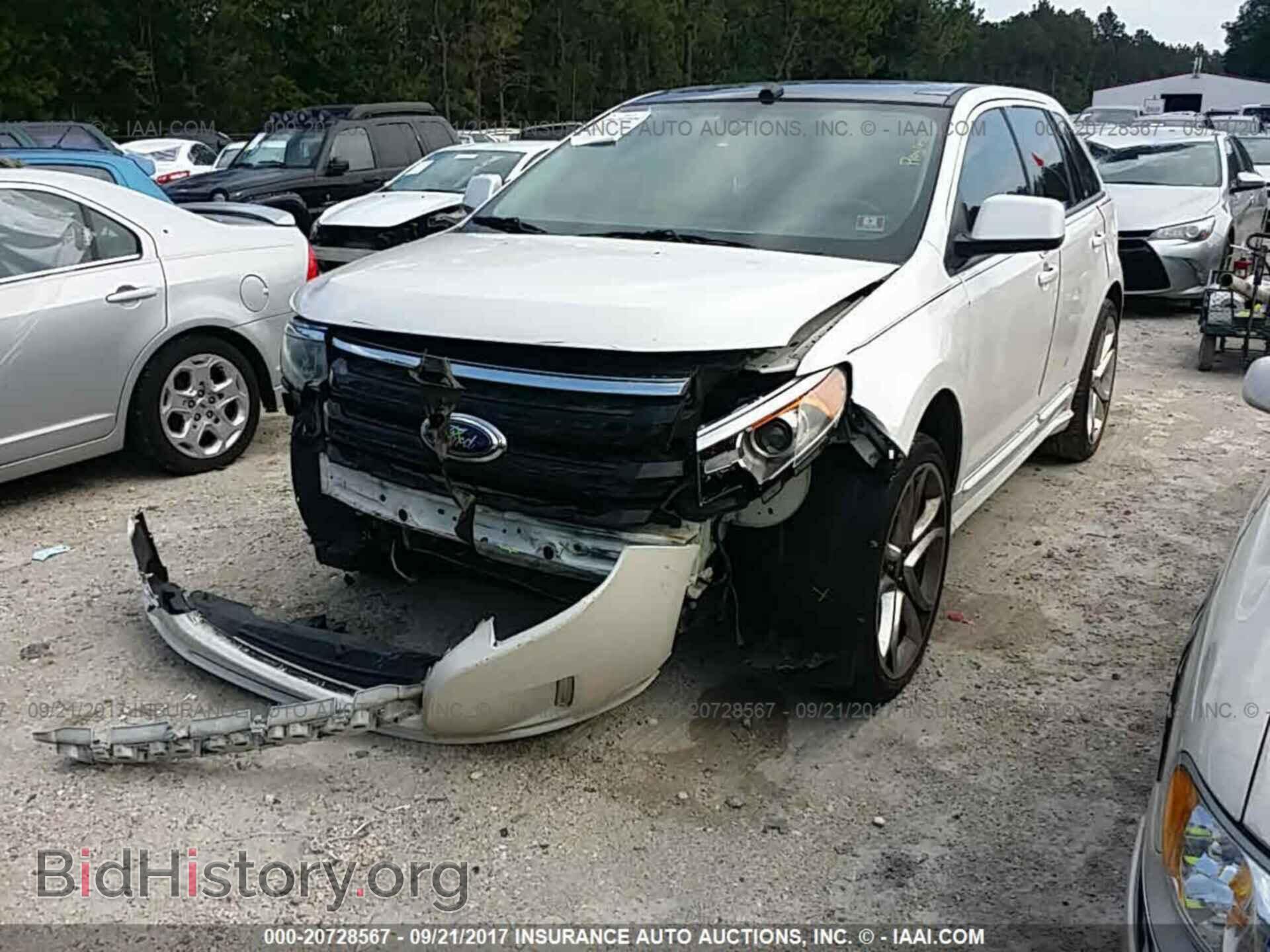 2011 Ford Edge - VIN: 2FMDK3AK0BBA68003 - Photo 2