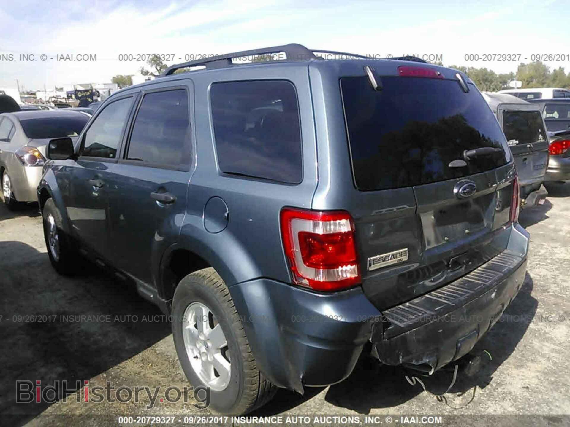 2012 Ford Escape - VIN: 1FMCU0D72CKA40285 - Photo 3