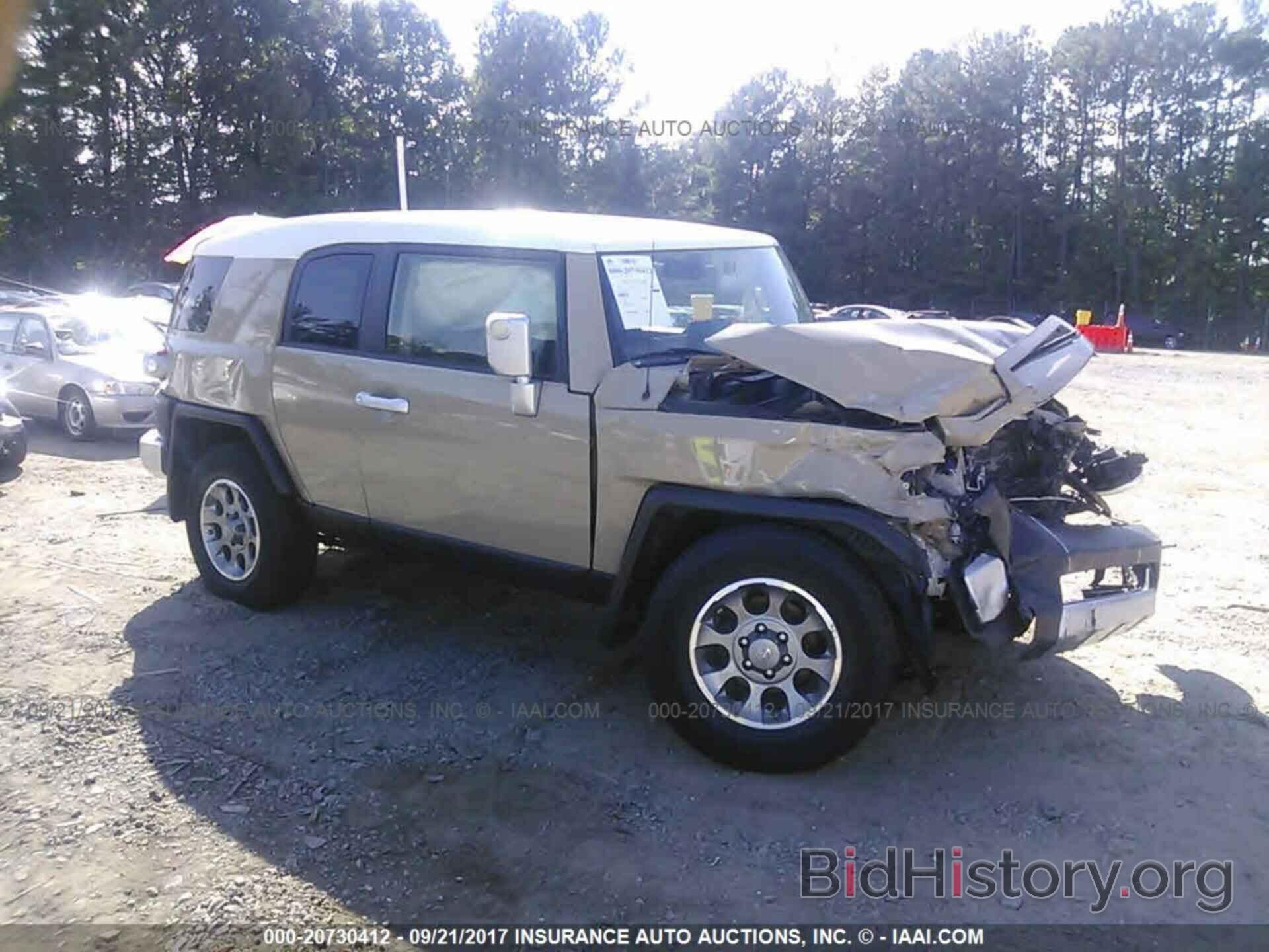 Photo JTEBU4BF8DK165032 - Toyota Fj cruiser 2013