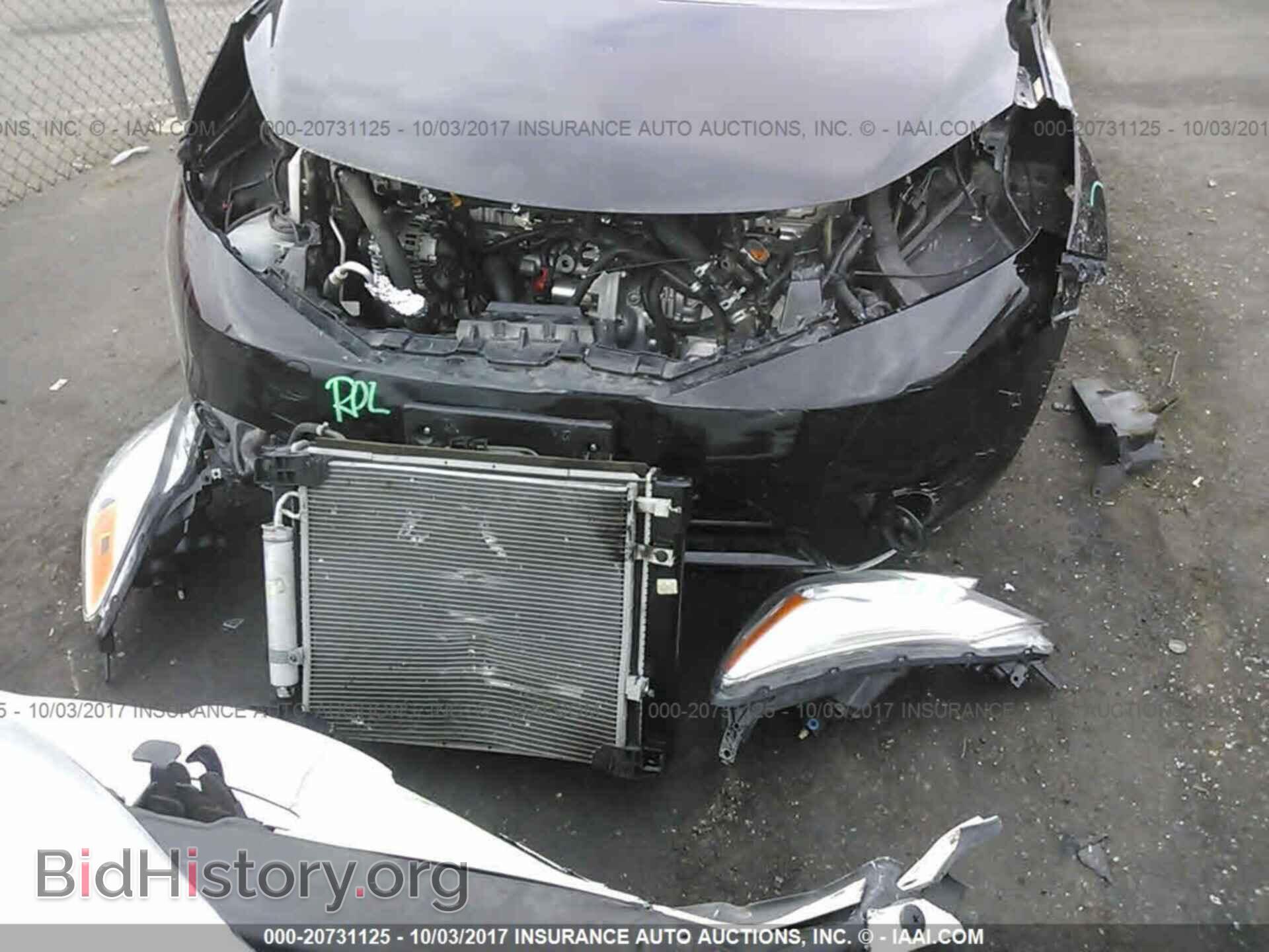 2015 Nissan Versa note - VIN: 3N1CE2CP0FL400416 - Фото 6