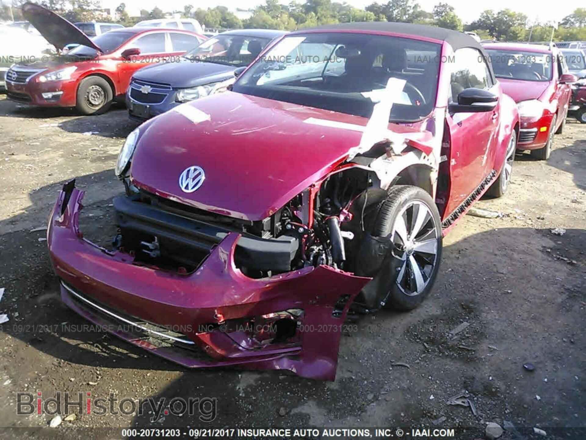 2017 Volkswagen Beetle - VIN: 3VW517AT5HM800934 - Фото 2