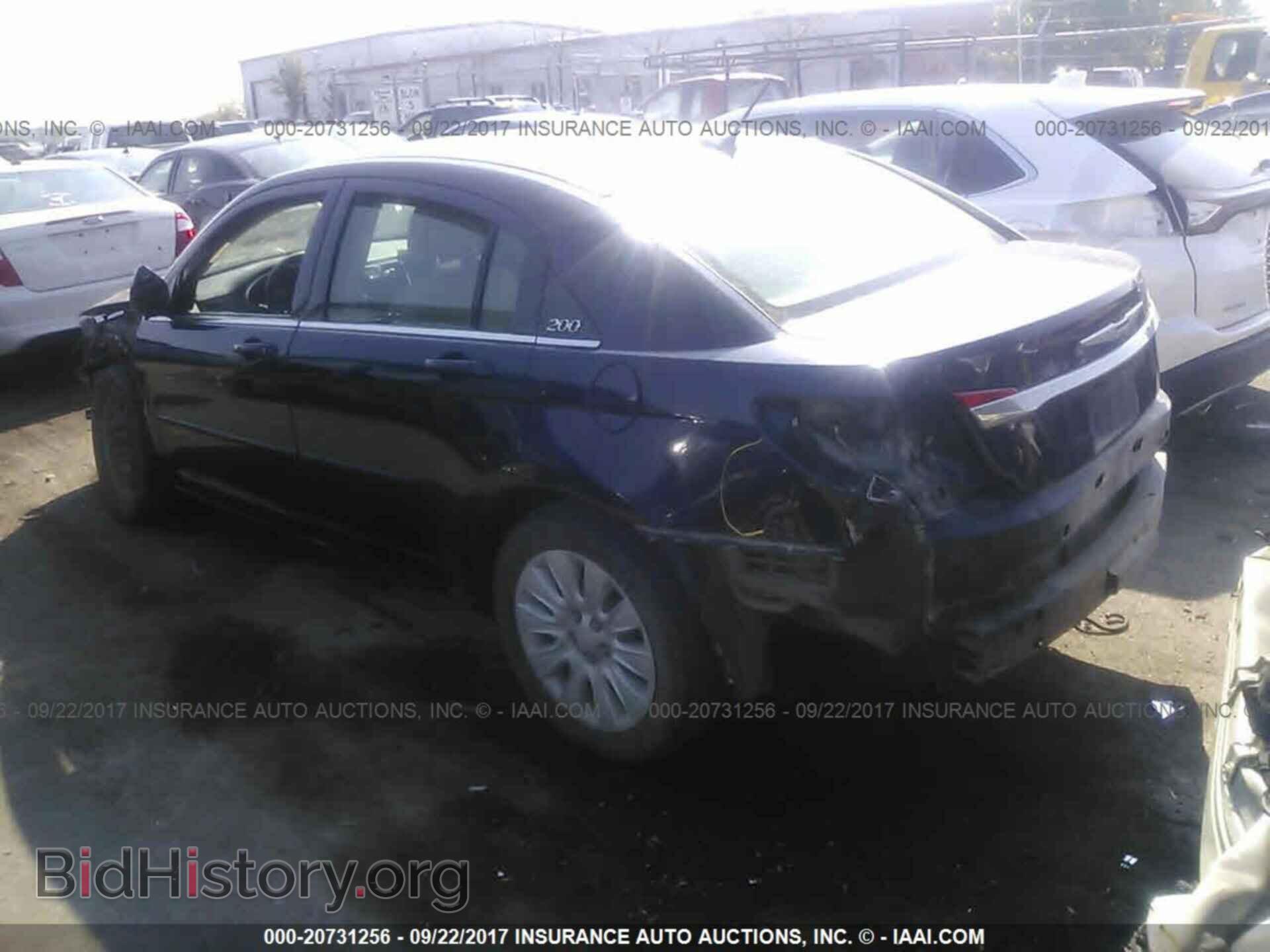 2011 Chrysler 200 - VIN: 1C3BC4FB0BN559896 - Photo 3