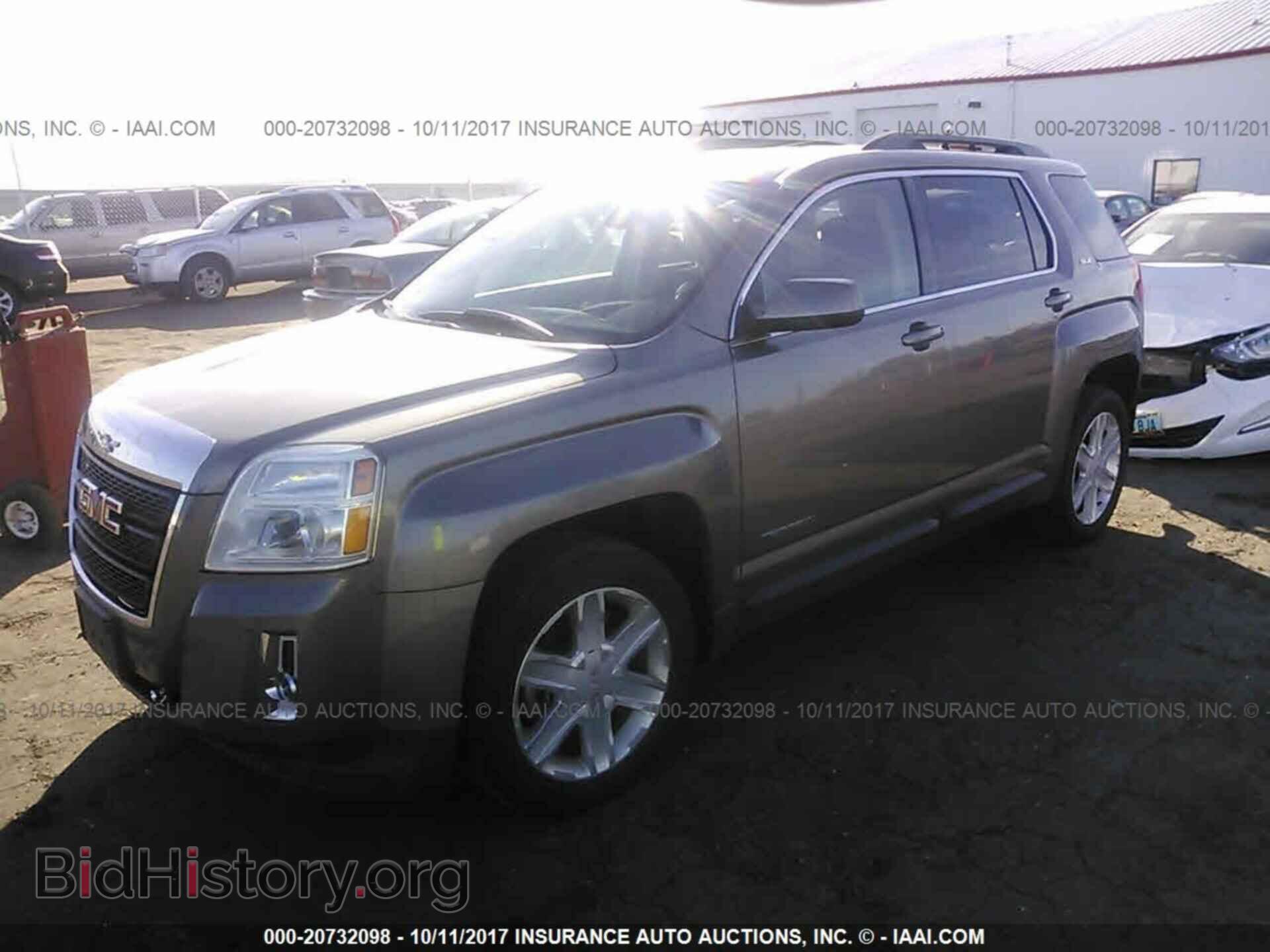 2011 Gmc Terrain - VIN: 2CTFLTE52B6379881 - Фото 2