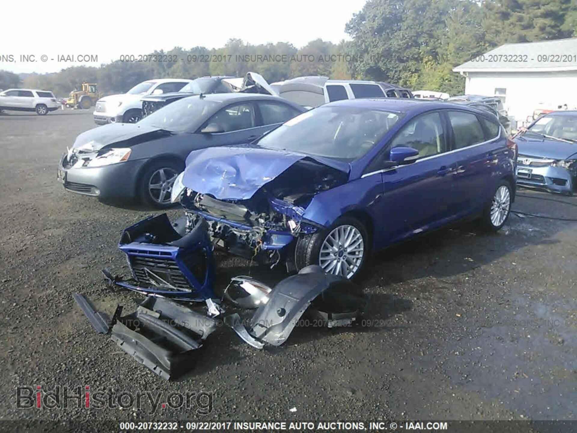 2012 Ford Focus - VIN: 1FAHP3M26CL214480 - Photo 2