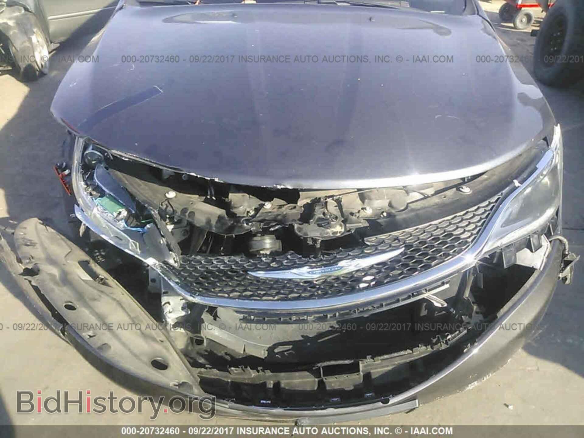 2016 Chrysler 200 - VIN: 1C3CCCAB5GN103826 - Photo 6