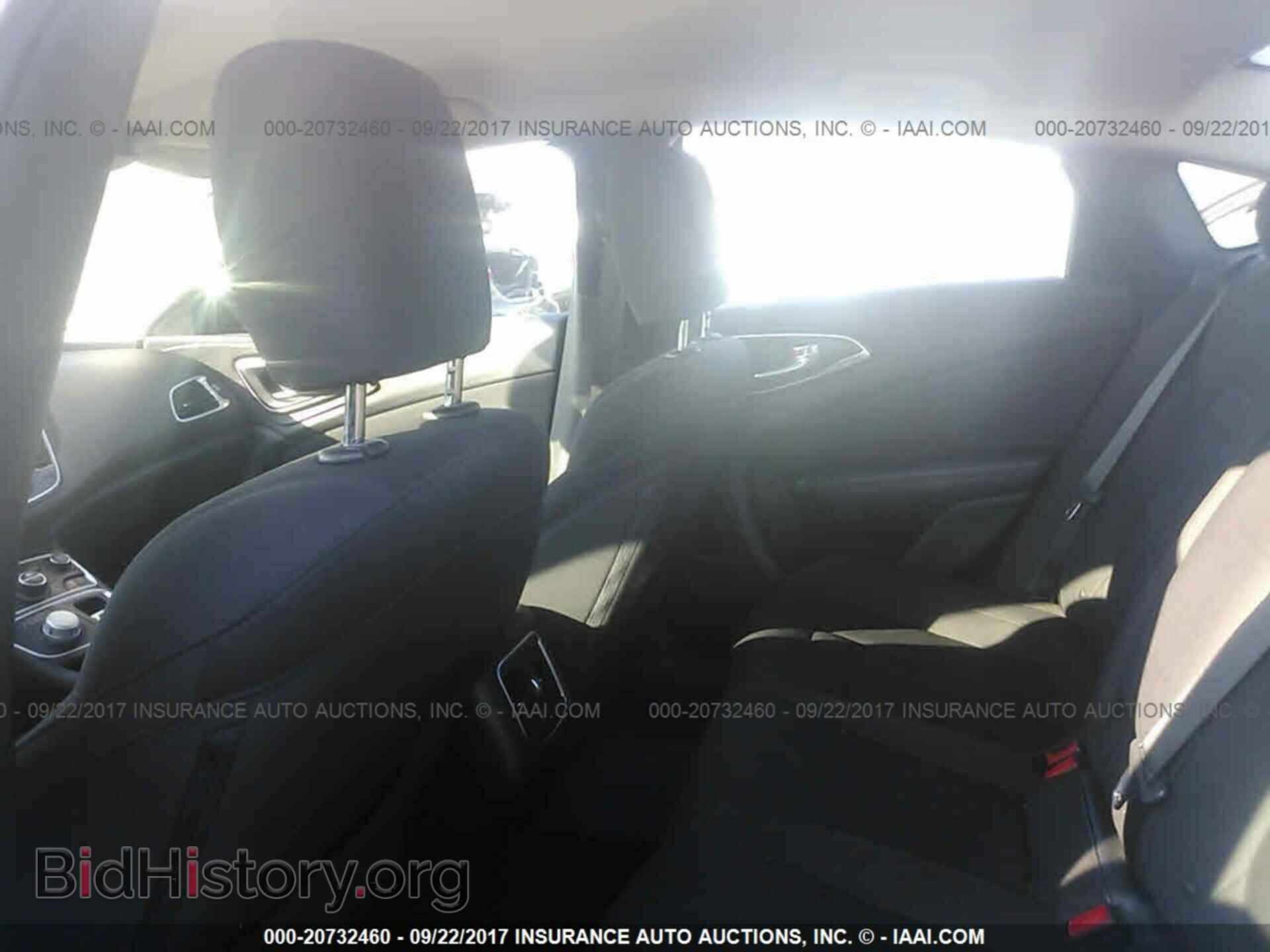 2016 Chrysler 200 - VIN: 1C3CCCAB5GN103826 - Photo 8