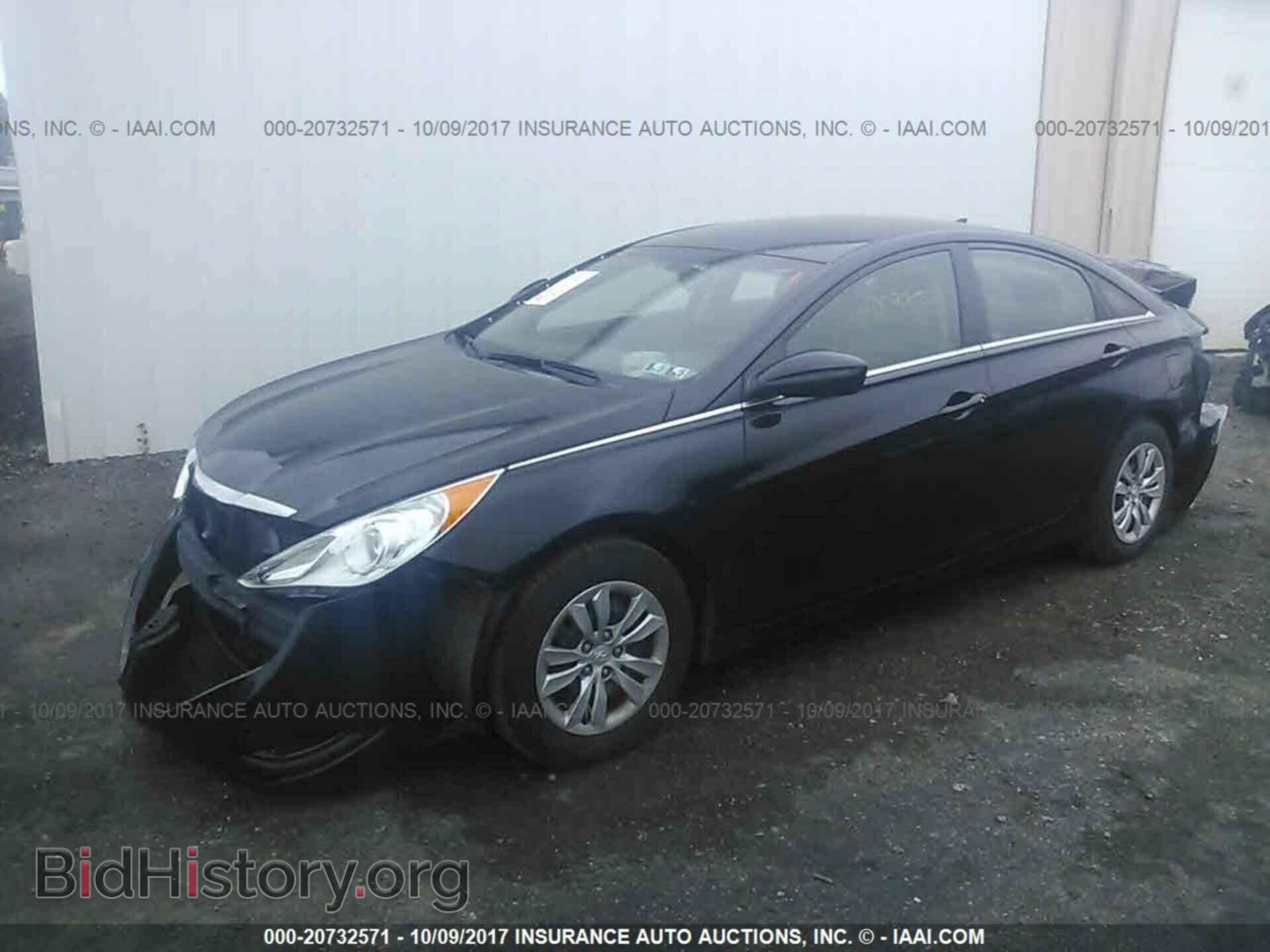 2012 Hyundai Sonata - VIN: 5NPEB4AC1CH490276 - Фото 2