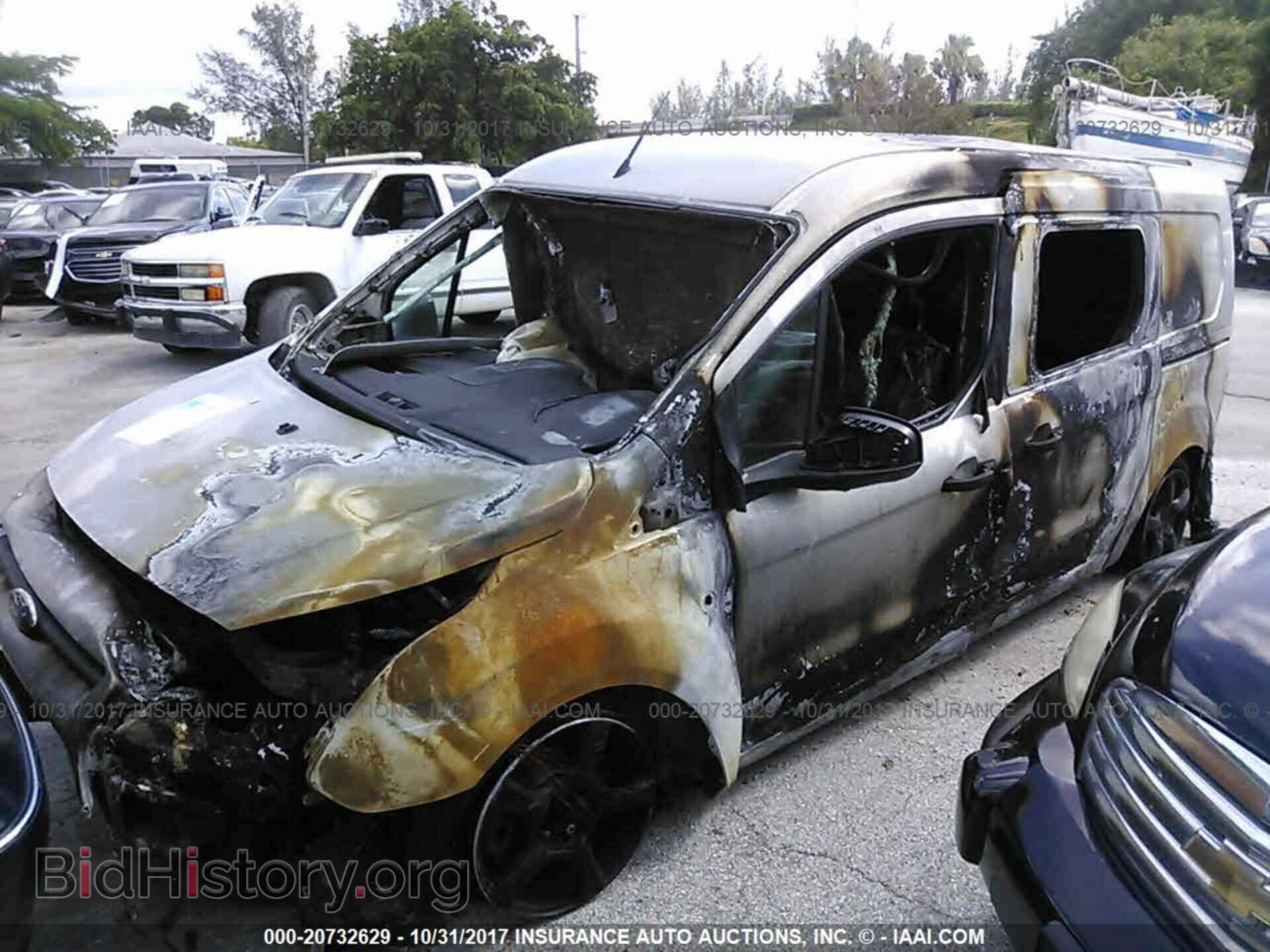 2015 Ford Transit - VIN: NM0LS7E70F1217344 - Фото 2