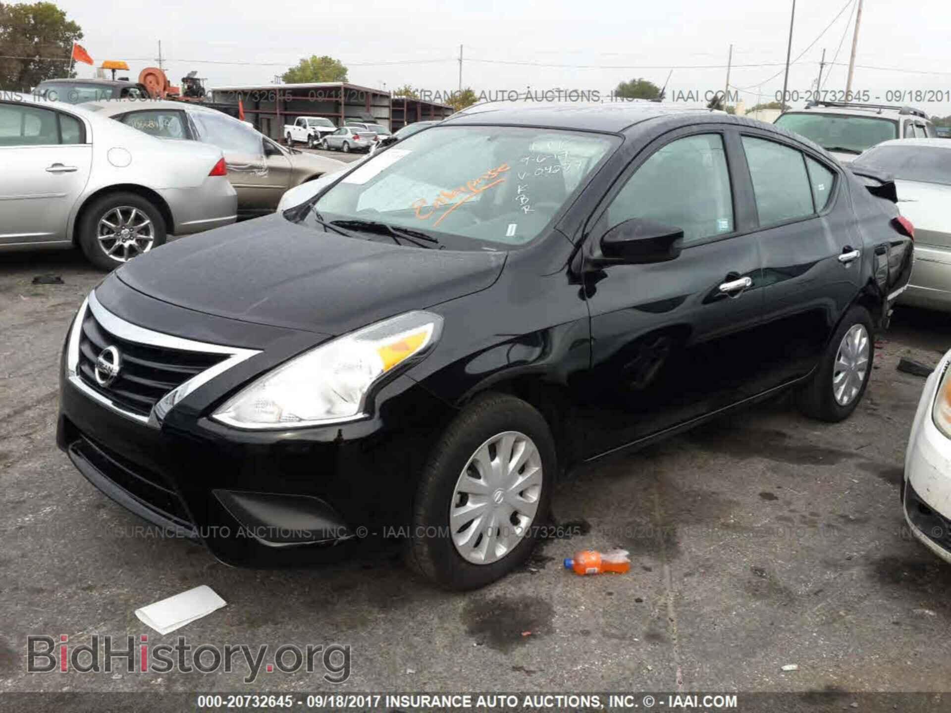 2017 Nissan Versa - VIN: 3N1CN7AP1HL804277 - Фото 2