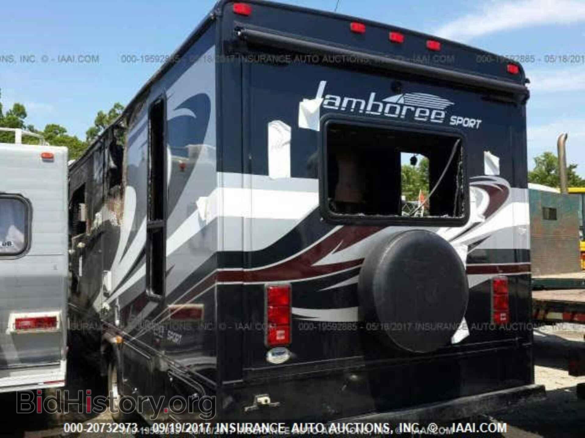 2012 Ford Econoline - VIN: 1FDXE4FS6CDB04209 - Photo 3