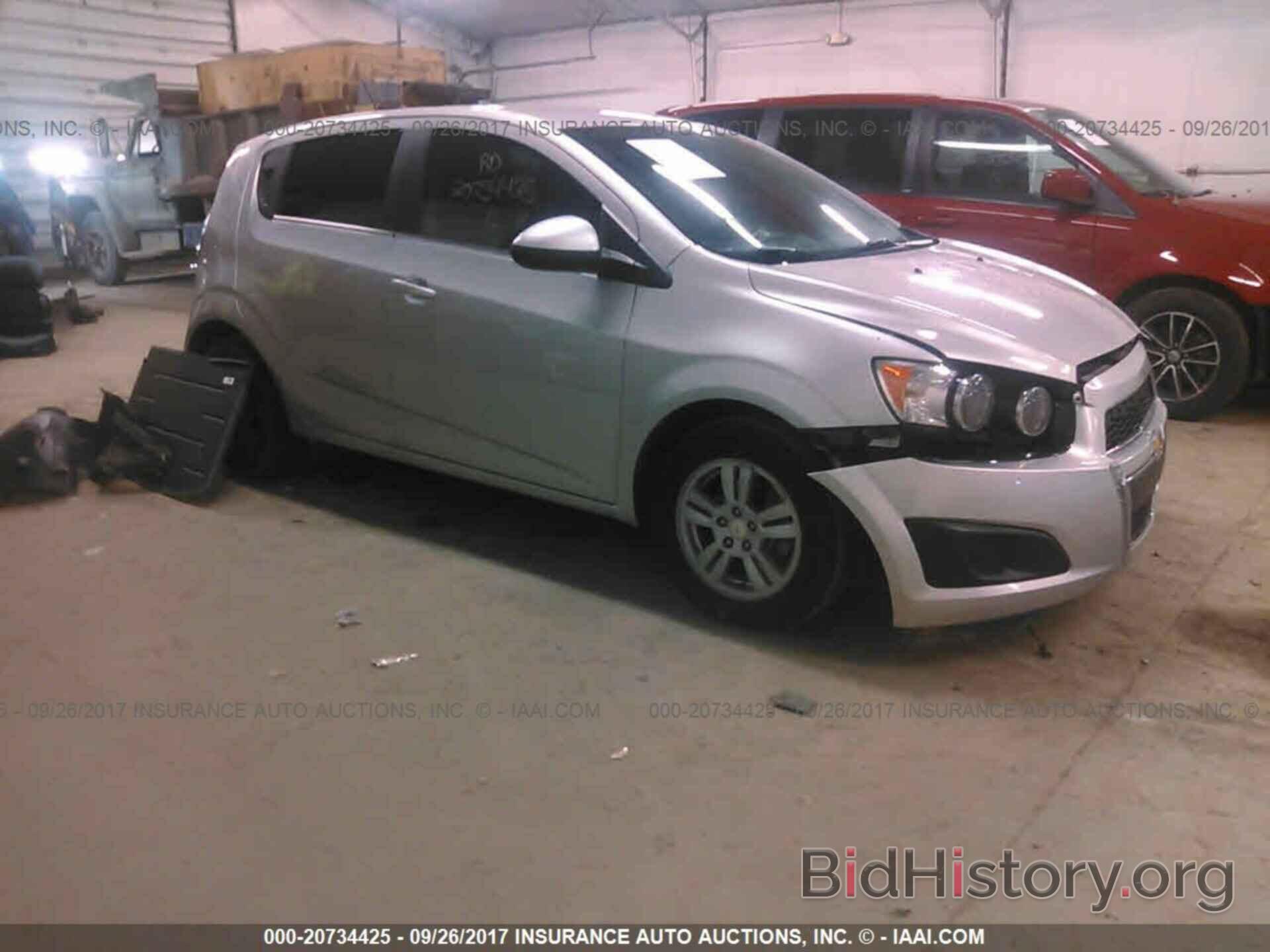 Photo 1G1JC6SH9F4108869 - Chevrolet Sonic 2015