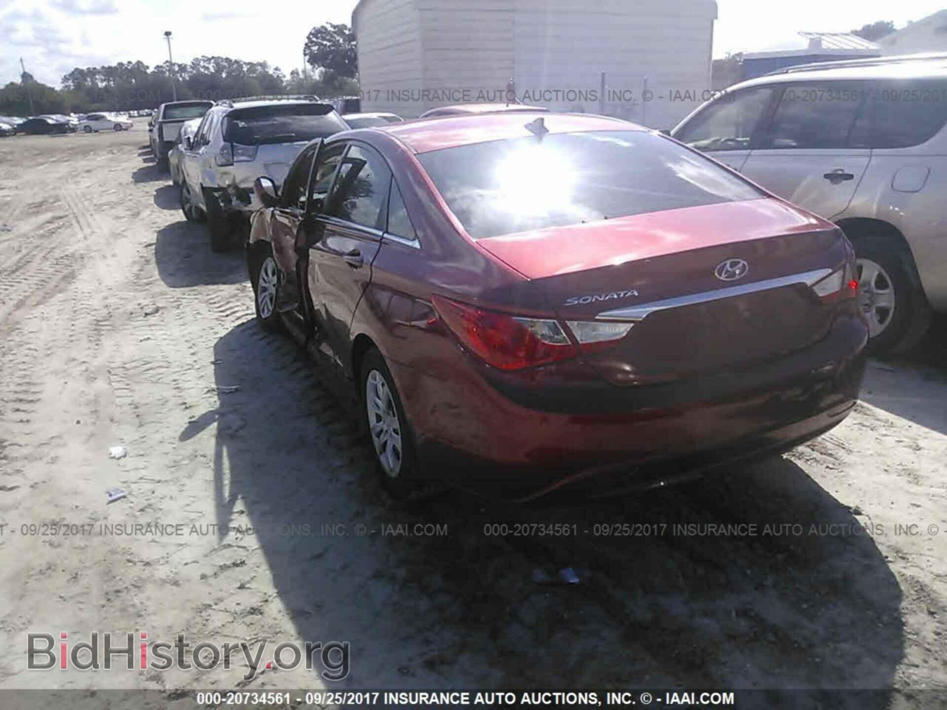 2012 Hyundai Sonata - VIN: 5NPEB4AC5CH319157 - Фото 3