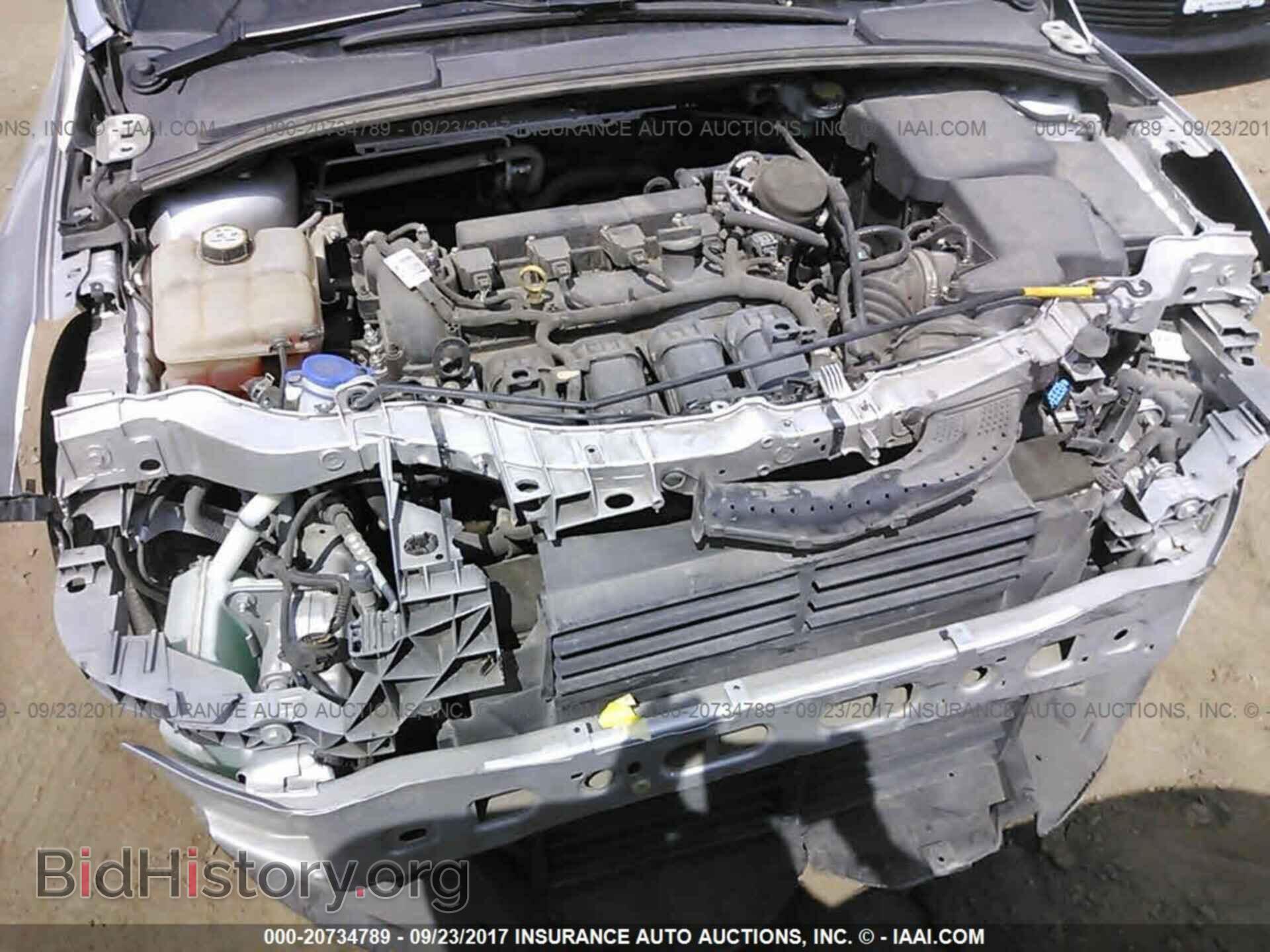 2012 Ford Focus - VIN: 1FAHP3M28CL453772 - Photo 10