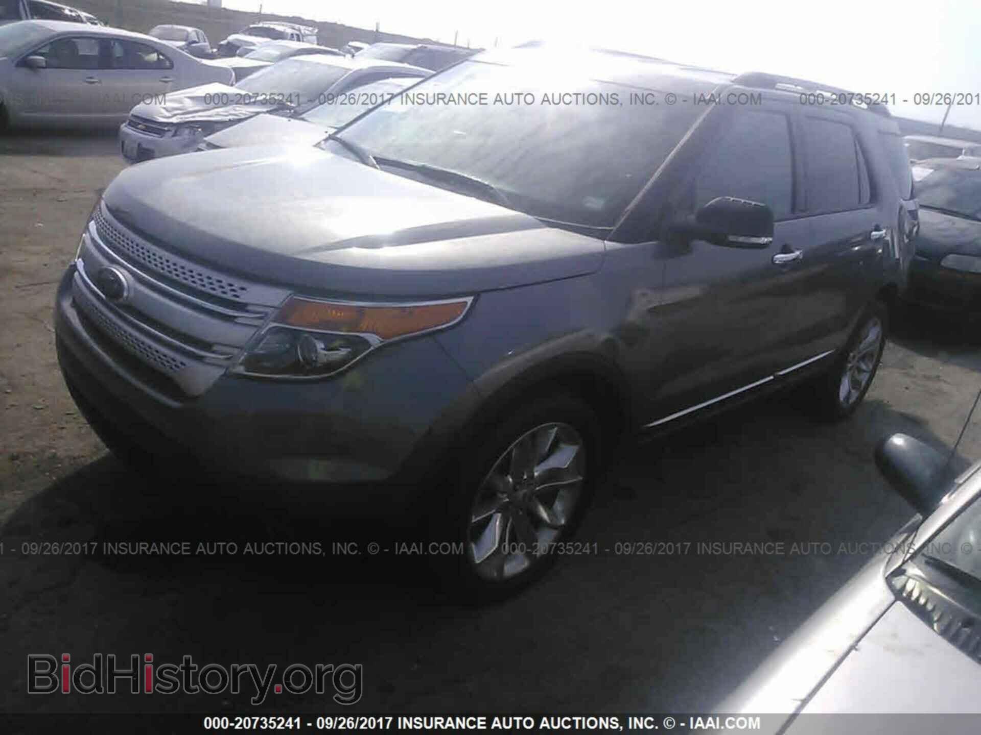 2013 Ford Explorer - VIN: 1FM5K8D83DGC44118 - Photo 2