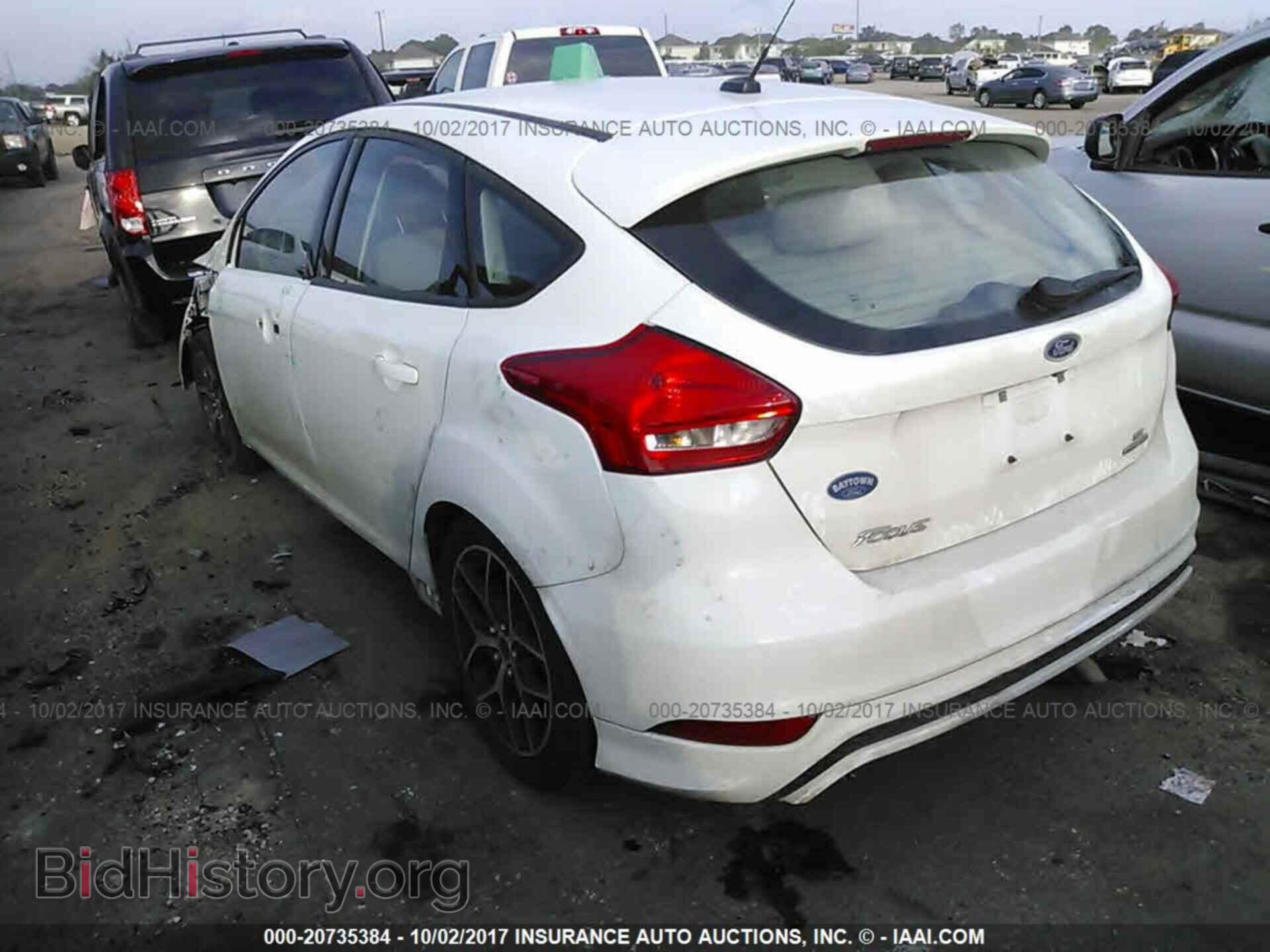 2015 Ford Focus - VIN: 1FADP3K2XFL268855 - Photo 3