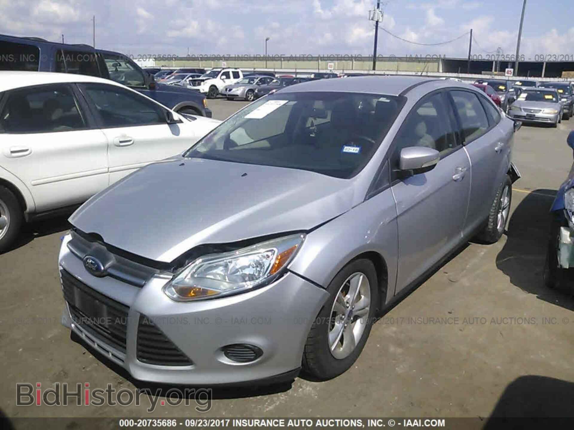 2013 Ford Focus - VIN: 1FADP3F2XDL254543 - Photo 2