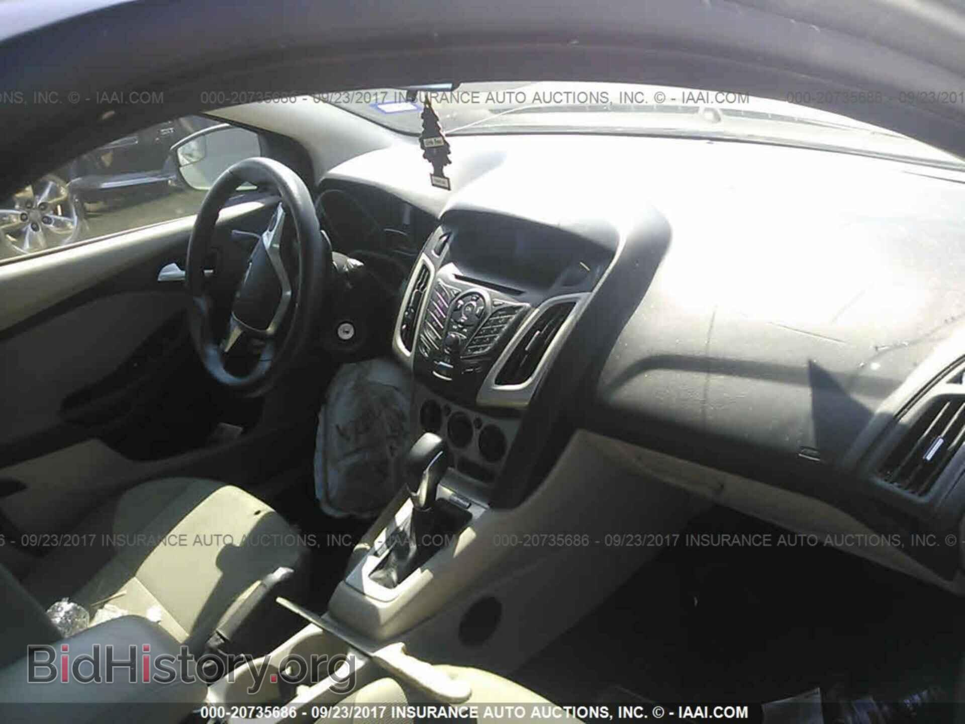 2013 Ford Focus - VIN: 1FADP3F2XDL254543 - Photo 5